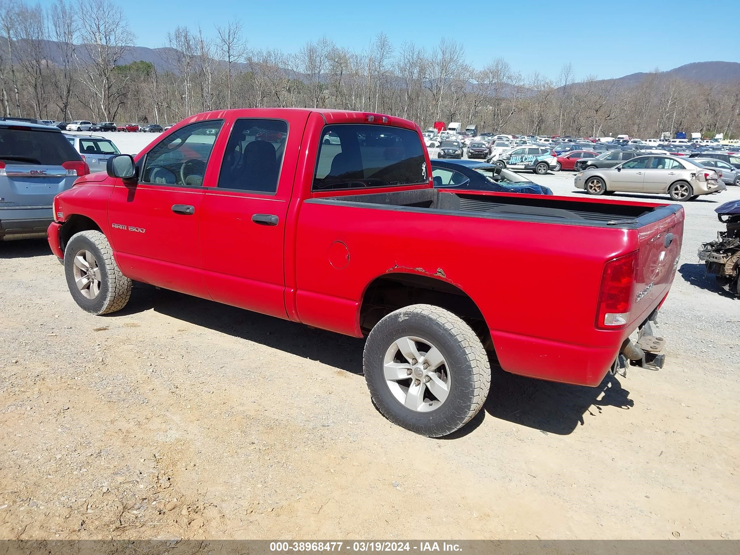 Photo 2 VIN: 1D7HU18D73S274623 - DODGE RAM 