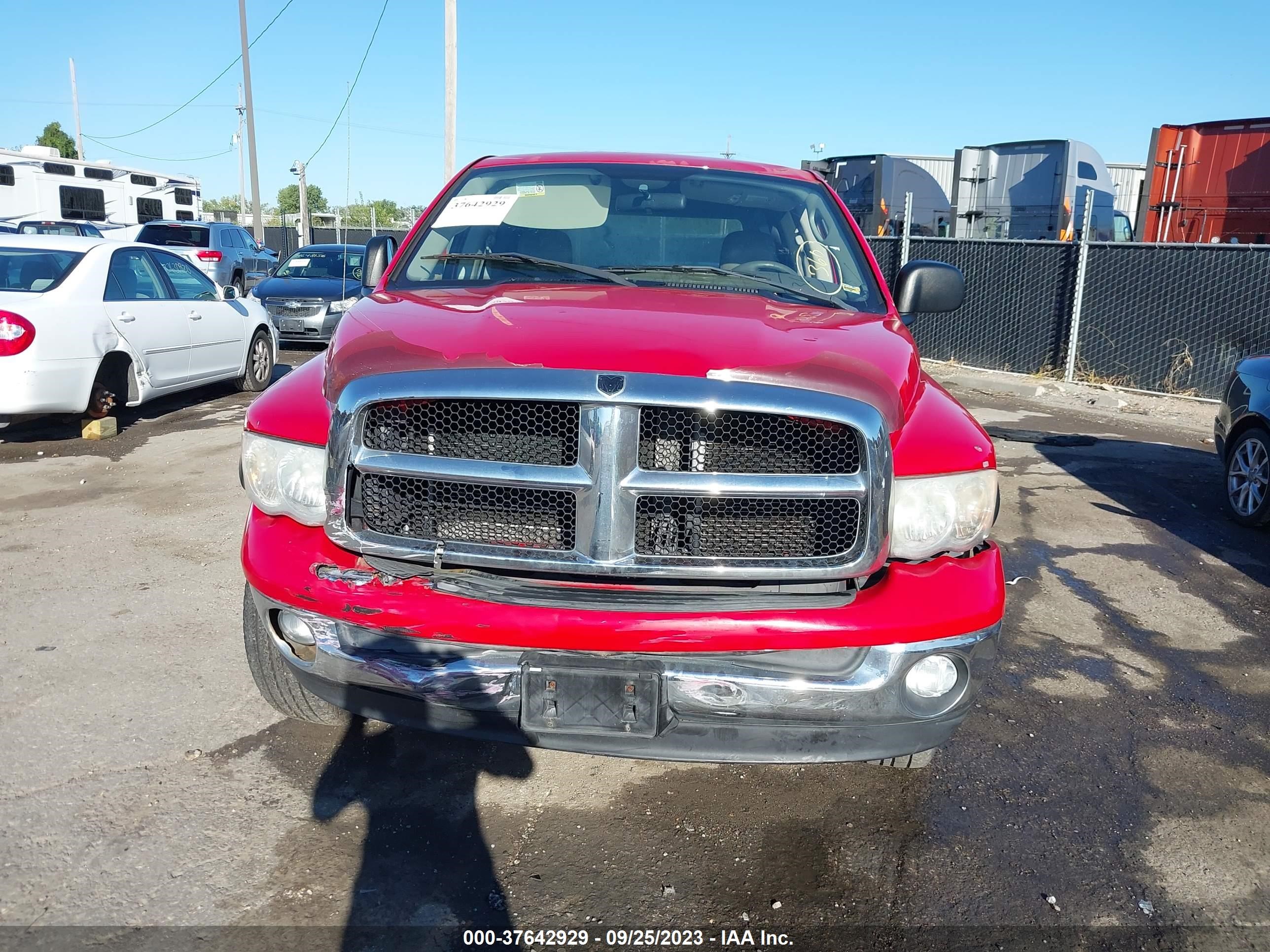 Photo 11 VIN: 1D7HU18D73S377783 - DODGE RAM 