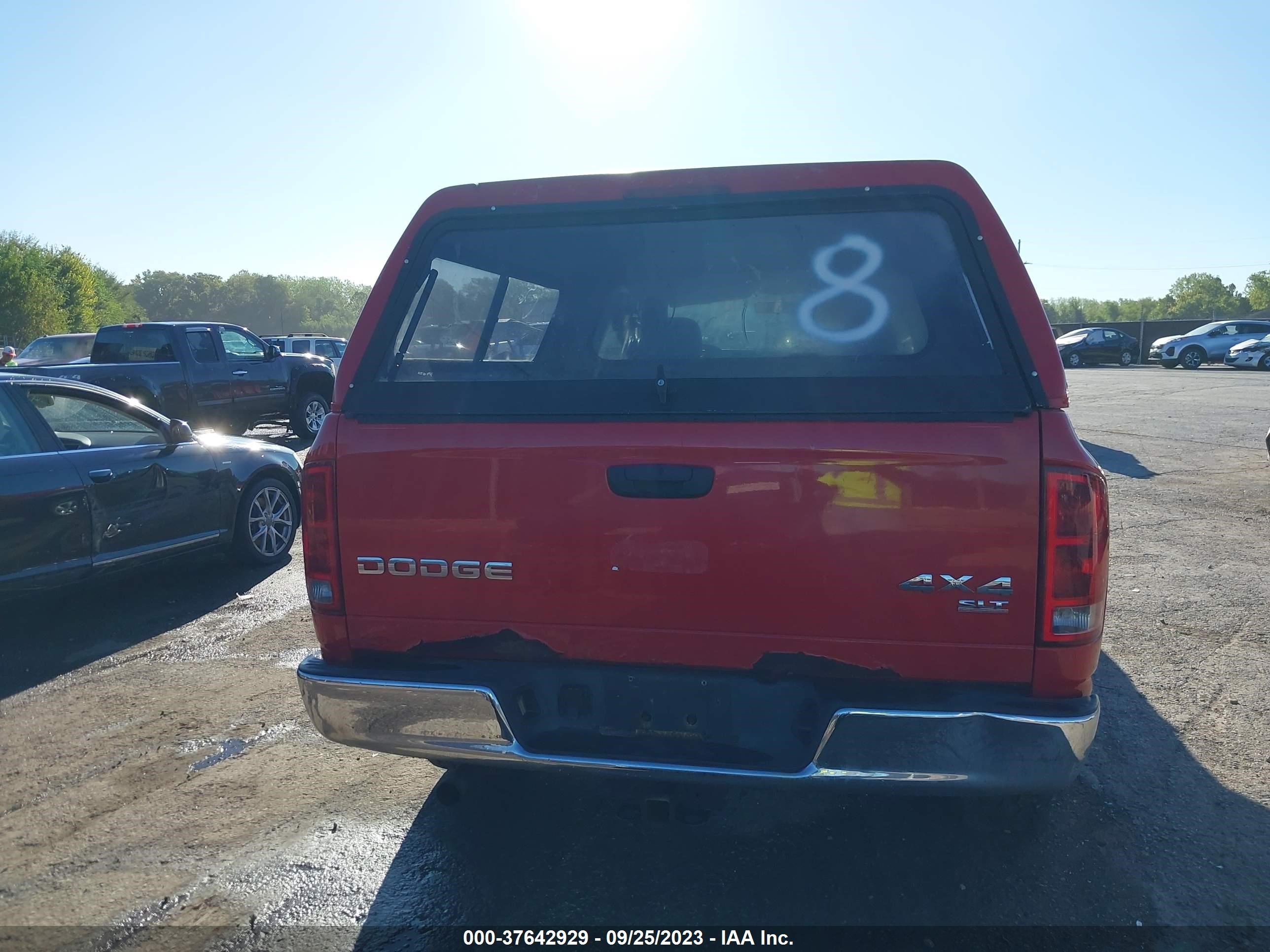 Photo 15 VIN: 1D7HU18D73S377783 - DODGE RAM 