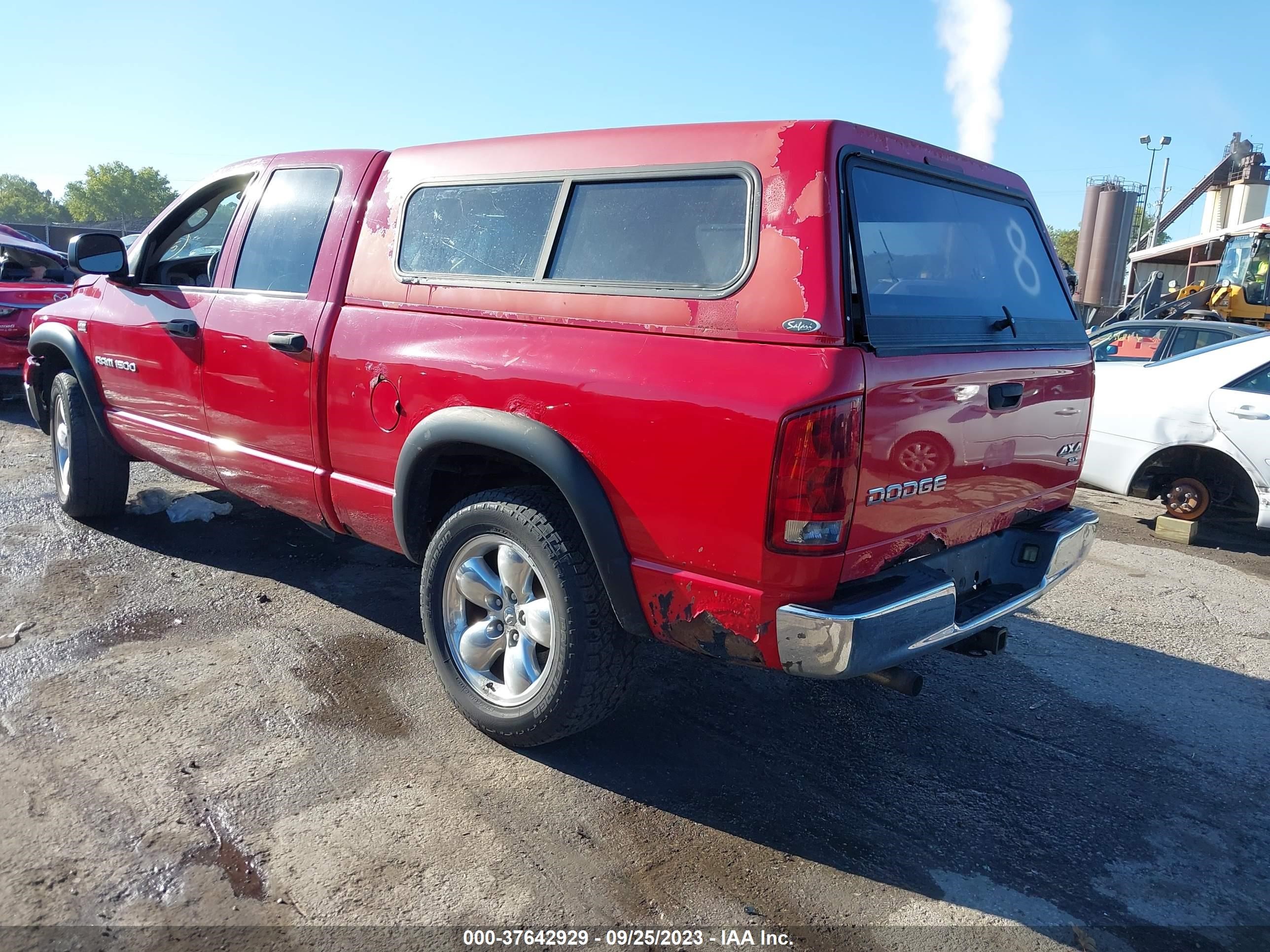 Photo 2 VIN: 1D7HU18D73S377783 - DODGE RAM 