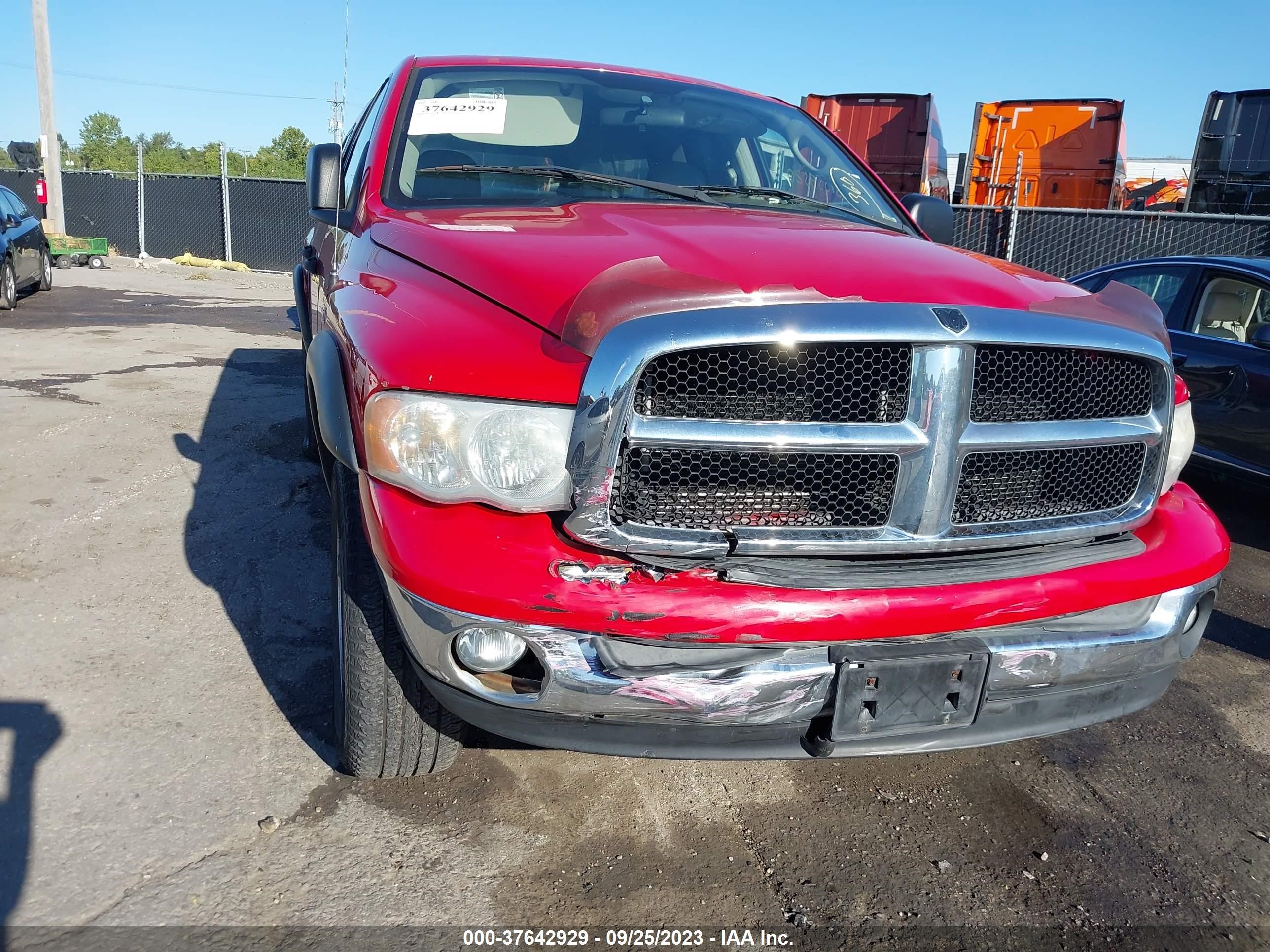 Photo 5 VIN: 1D7HU18D73S377783 - DODGE RAM 