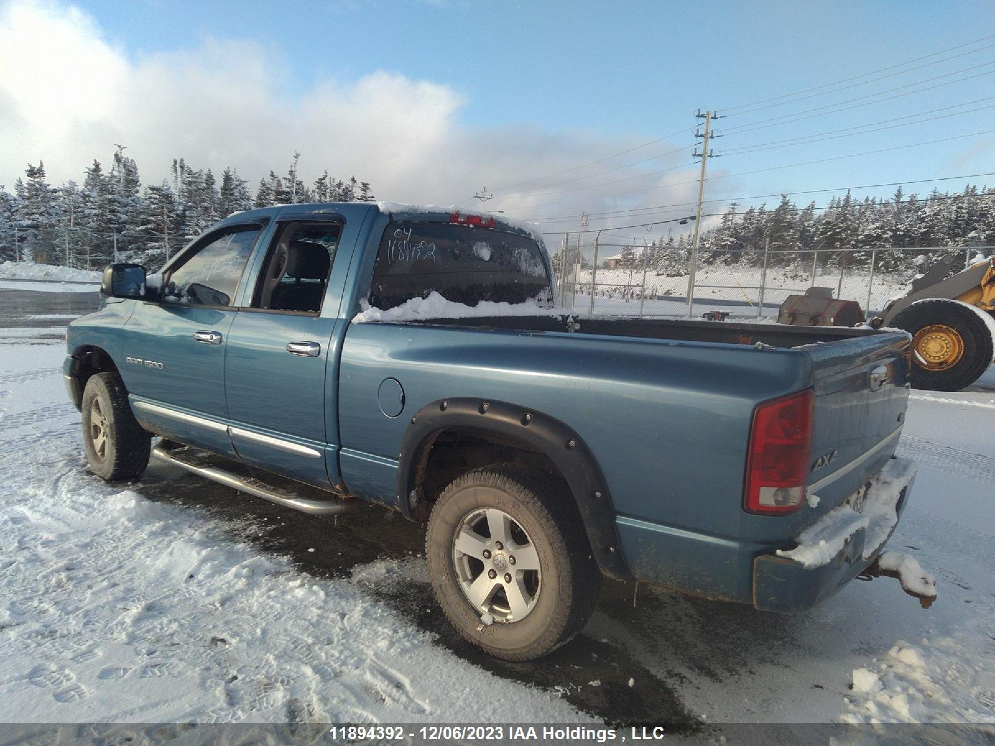 Photo 2 VIN: 1D7HU18D74S554169 - DODGE RAM 