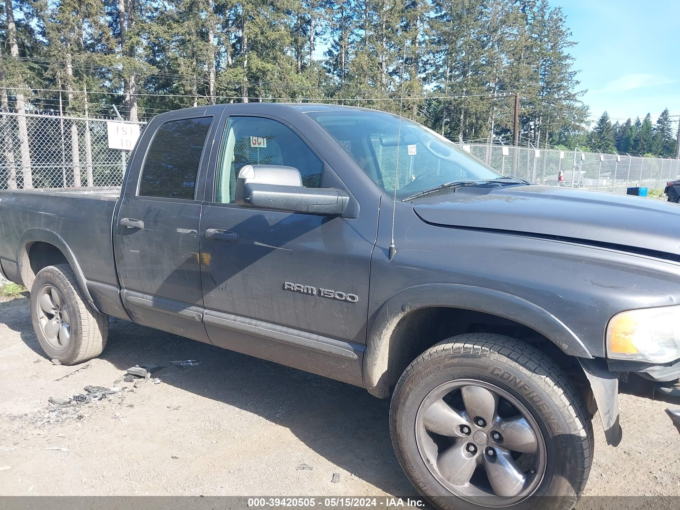 Photo 13 VIN: 1D7HU18D74S698997 - DODGE RAM 