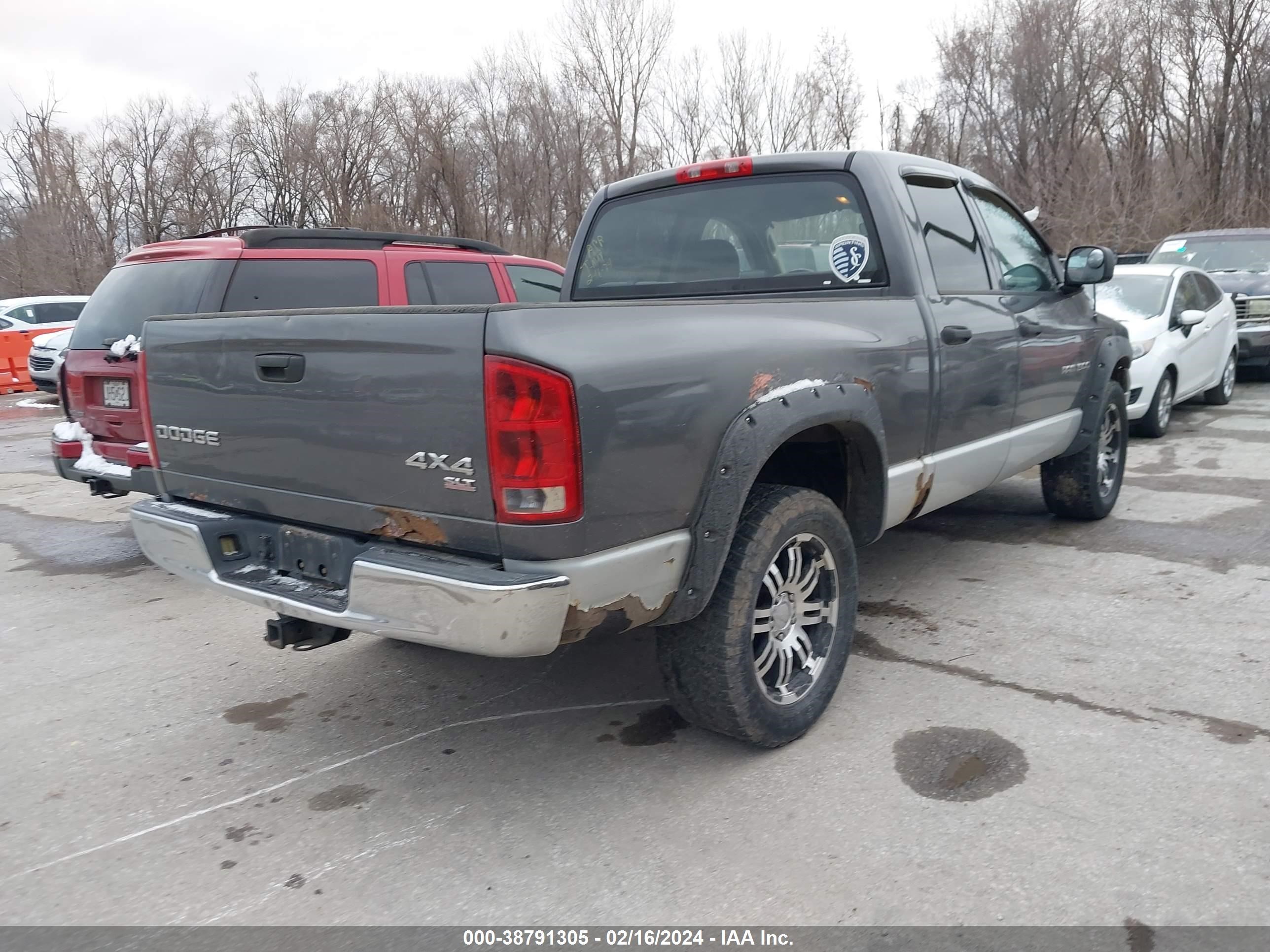 Photo 3 VIN: 1D7HU18D83S347997 - DODGE RAM 