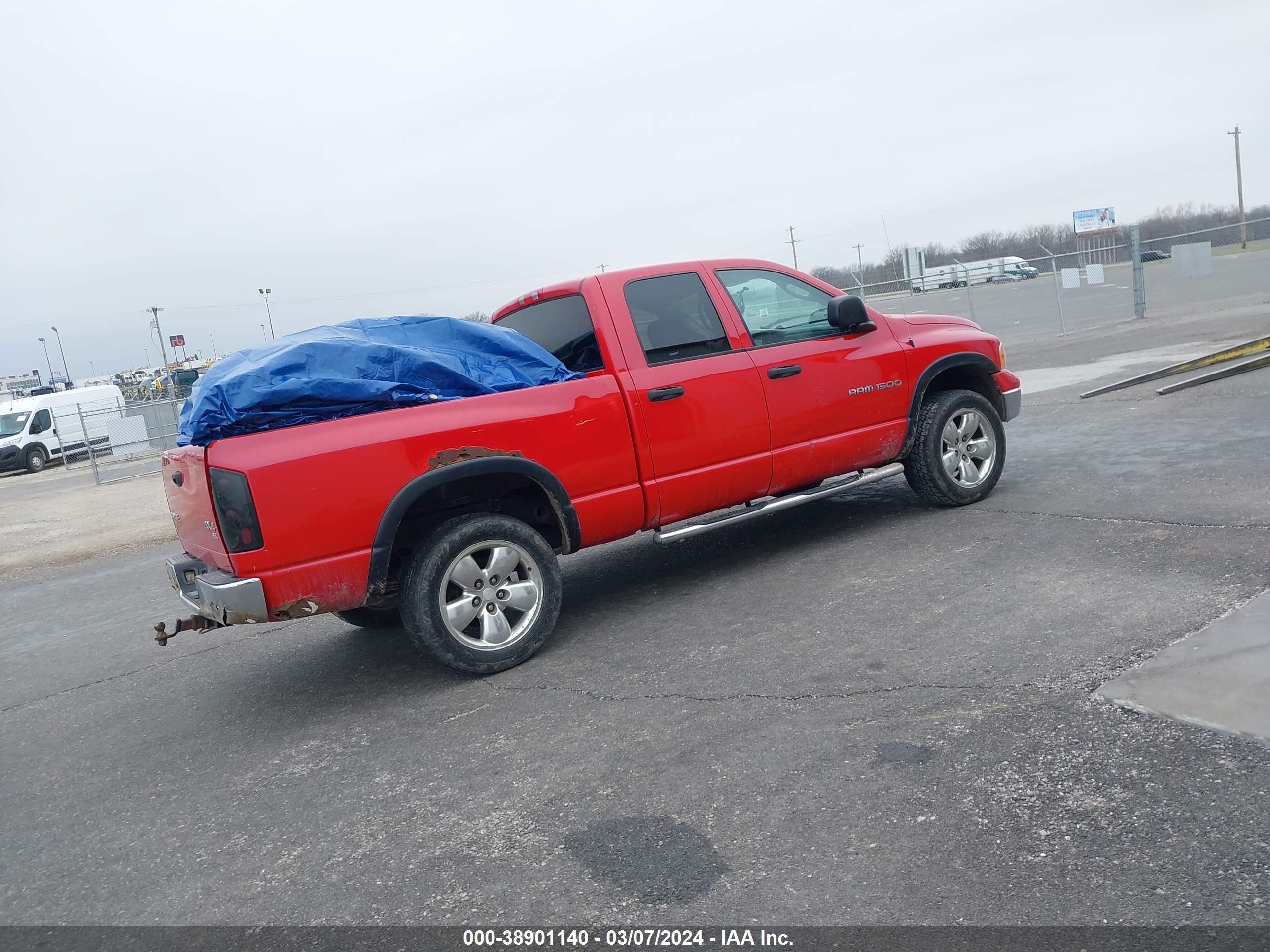 Photo 3 VIN: 1D7HU18D84S788417 - DODGE RAM 