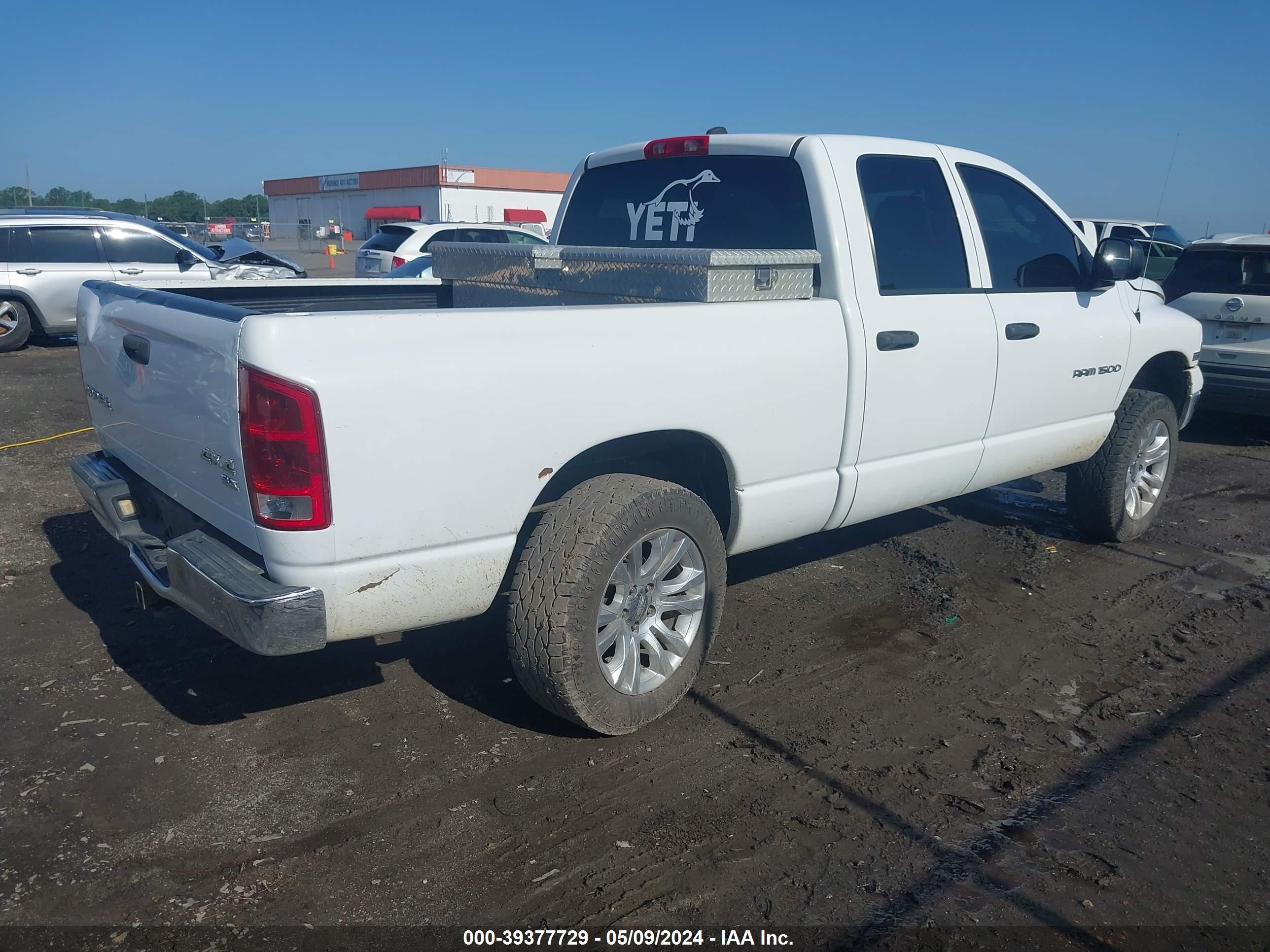 Photo 3 VIN: 1D7HU18D94S531296 - DODGE RAM 