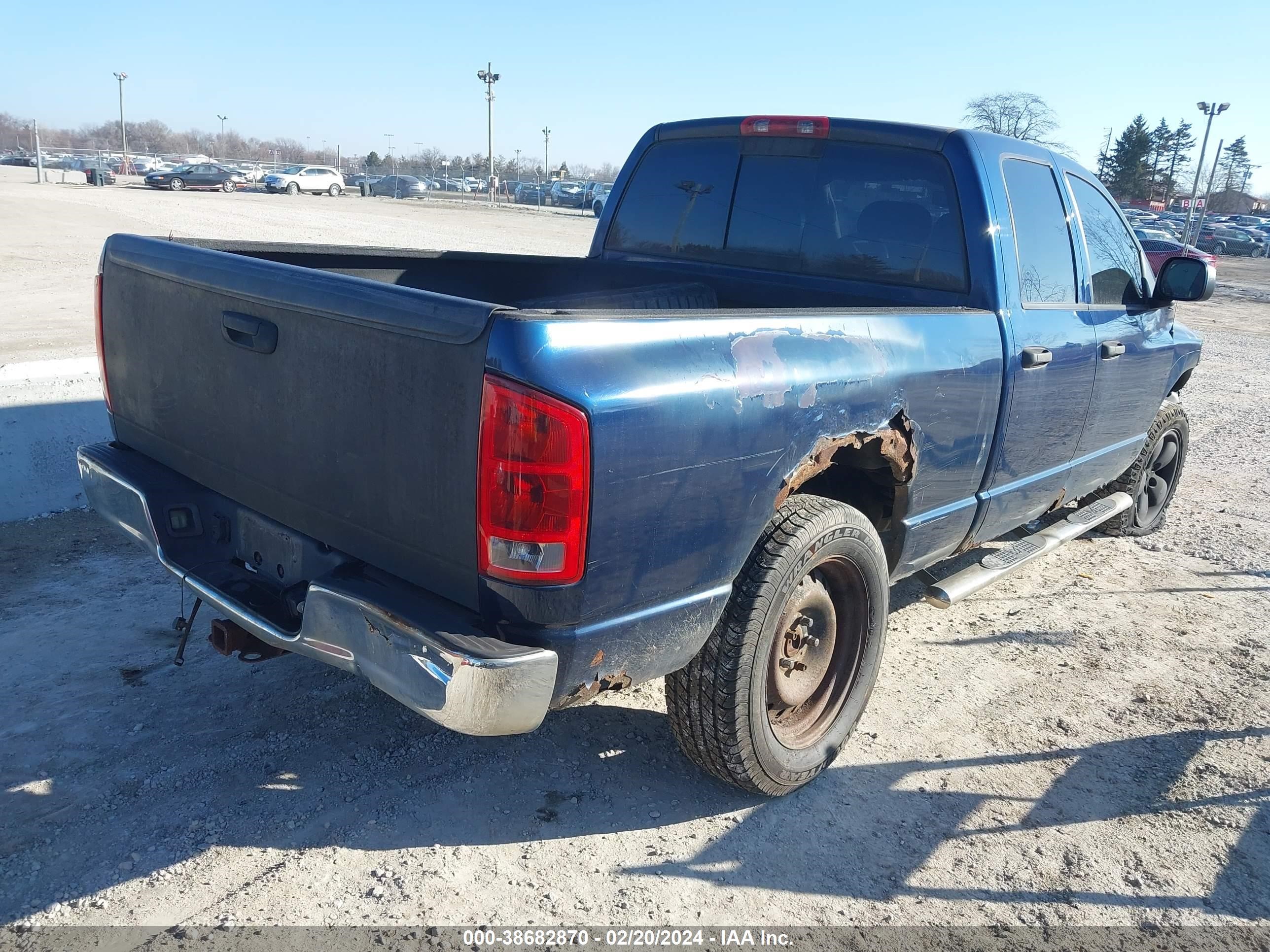 Photo 3 VIN: 1D7HU18D95S206858 - DODGE RAM 