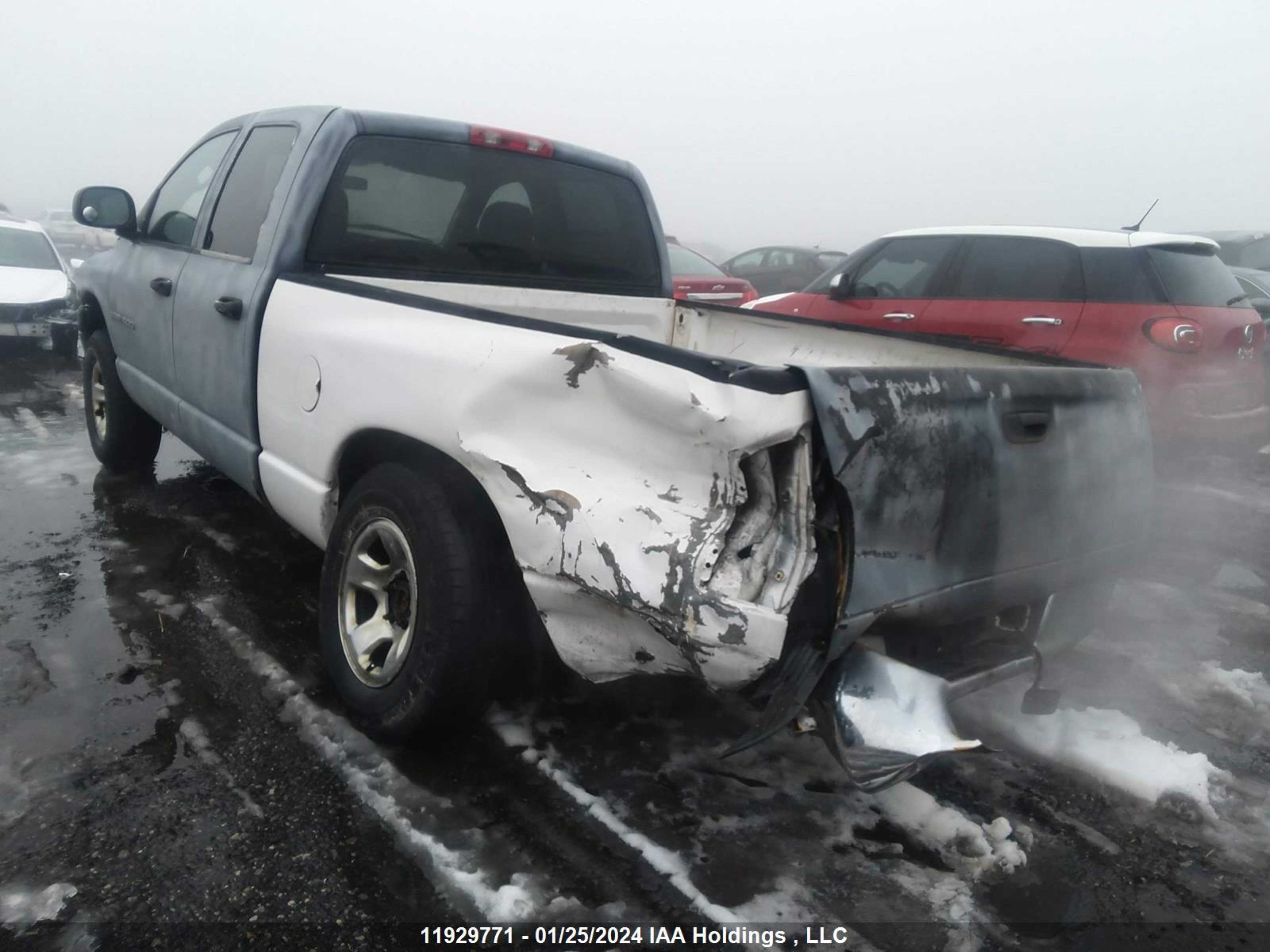 Photo 2 VIN: 1D7HU18DX3S299015 - DODGE RAM 