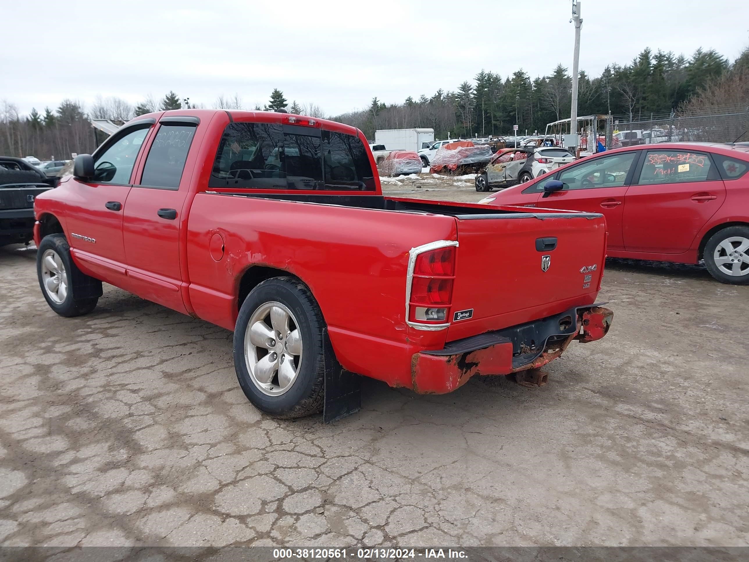 Photo 2 VIN: 1D7HU18DX5S203838 - DODGE RAM 