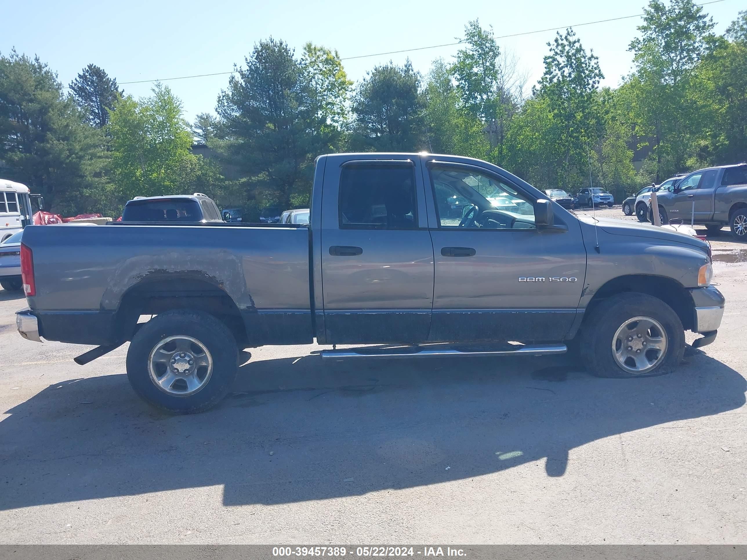 Photo 5 VIN: 1D7HU18N05S352753 - DODGE RAM 