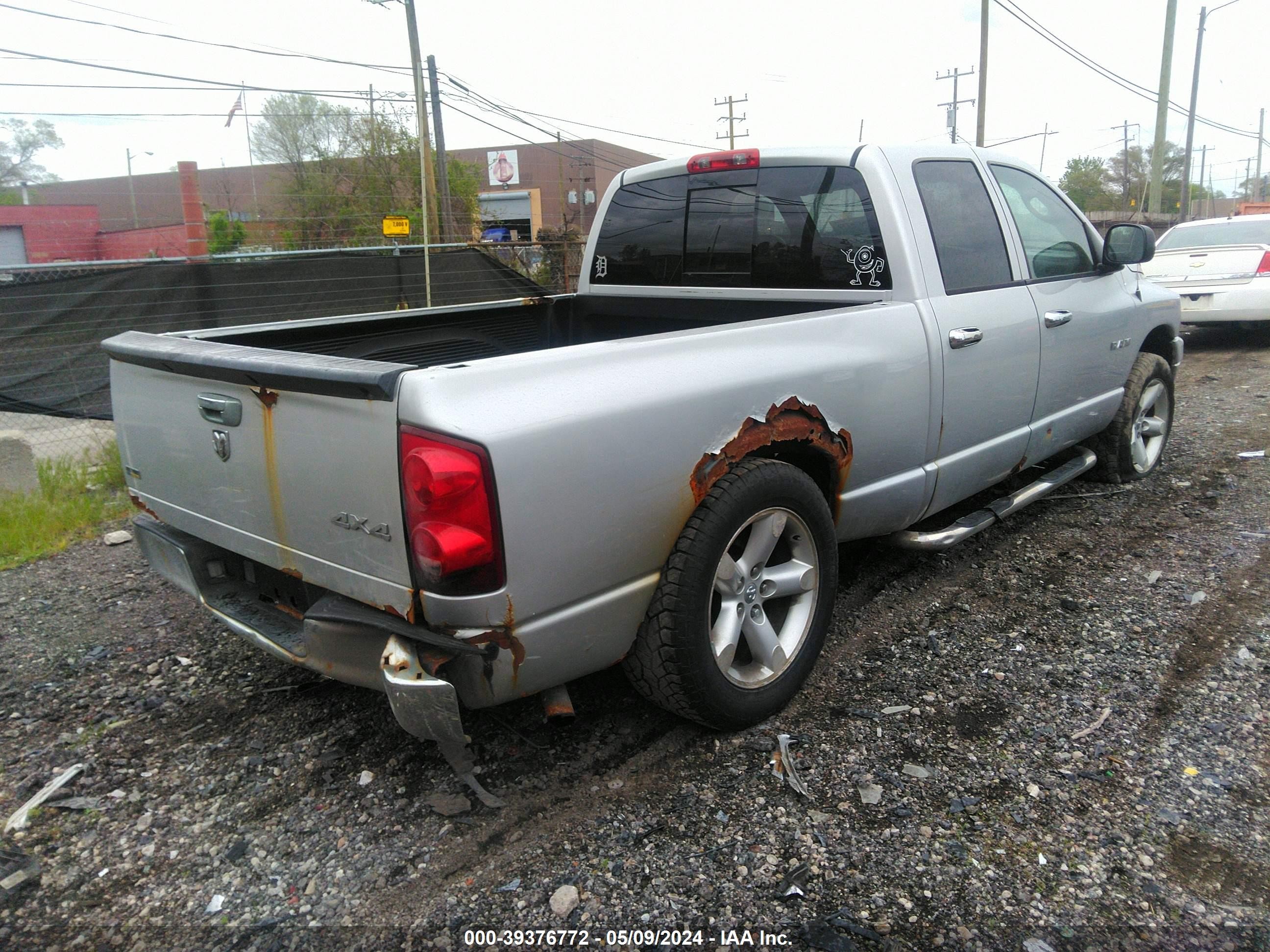 Photo 3 VIN: 1D7HU18N08S512618 - DODGE RAM 