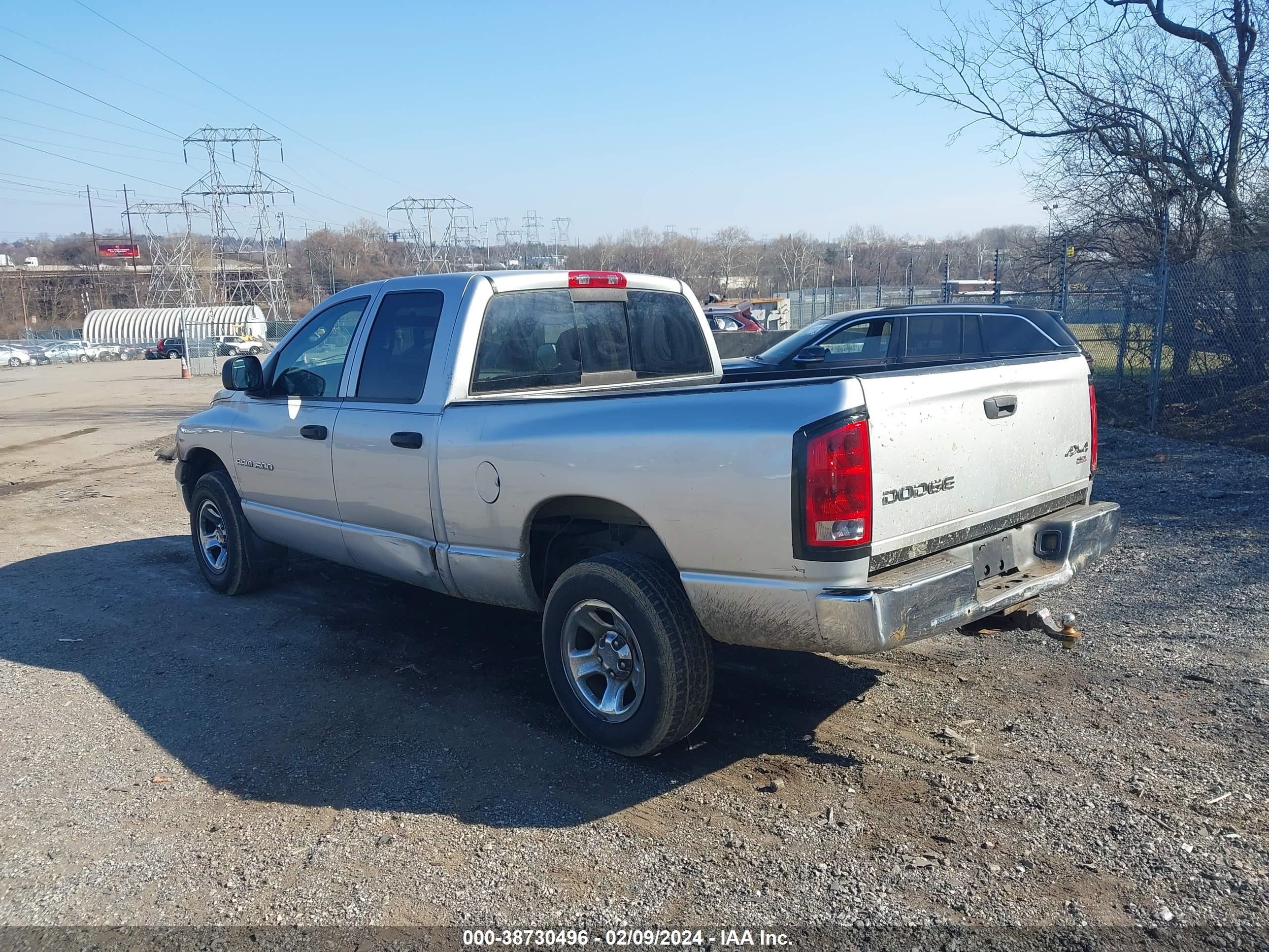 Photo 2 VIN: 1D7HU18N13J517485 - DODGE RAM 