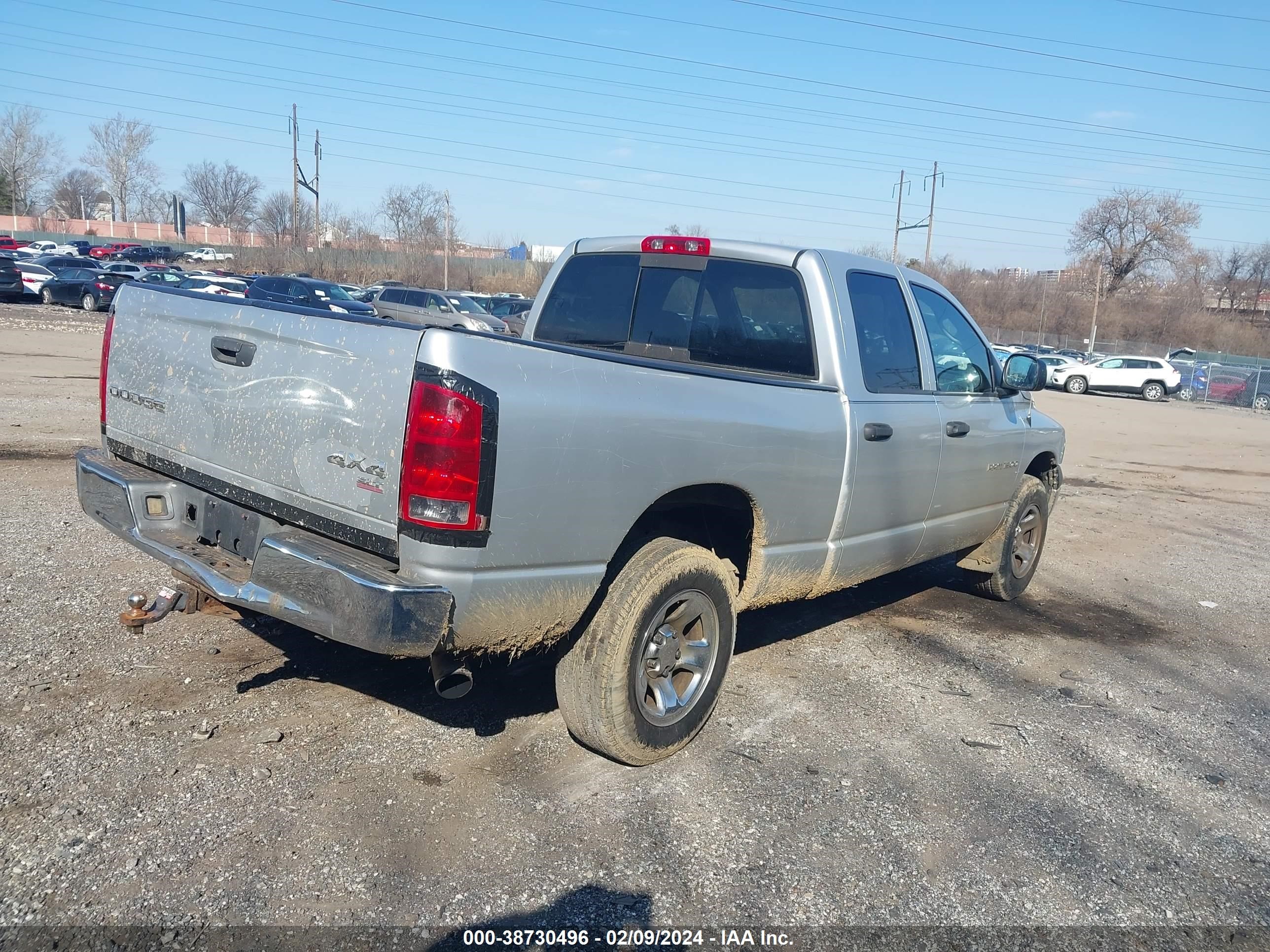 Photo 3 VIN: 1D7HU18N13J517485 - DODGE RAM 