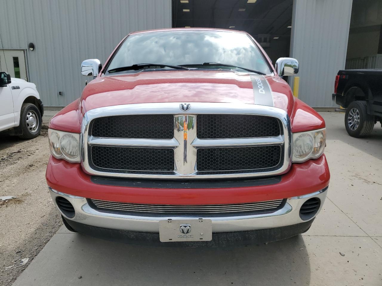 Photo 4 VIN: 1D7HU18N15S259921 - DODGE RAM 