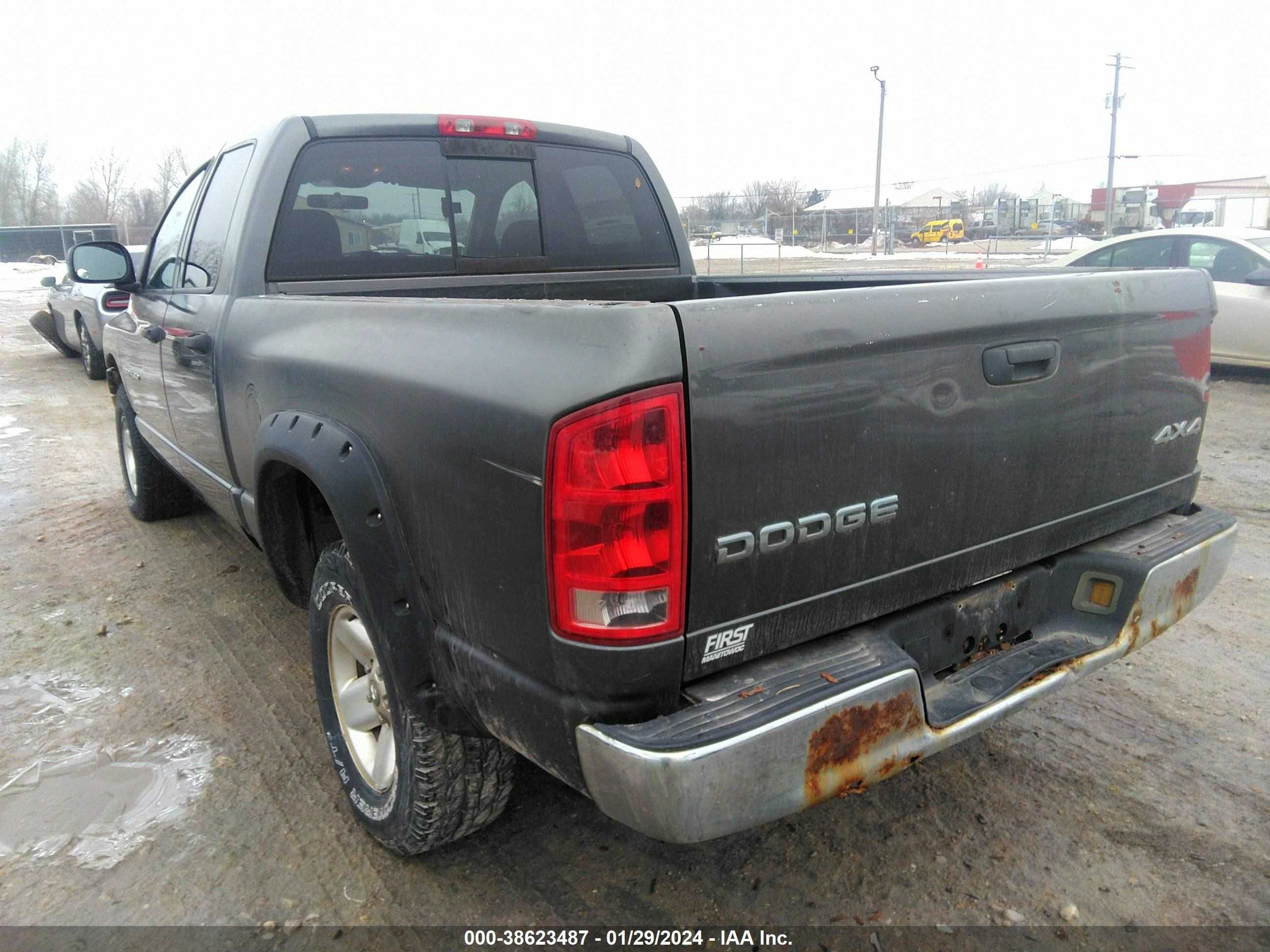 Photo 2 VIN: 1D7HU18N23S113086 - DODGE RAM 