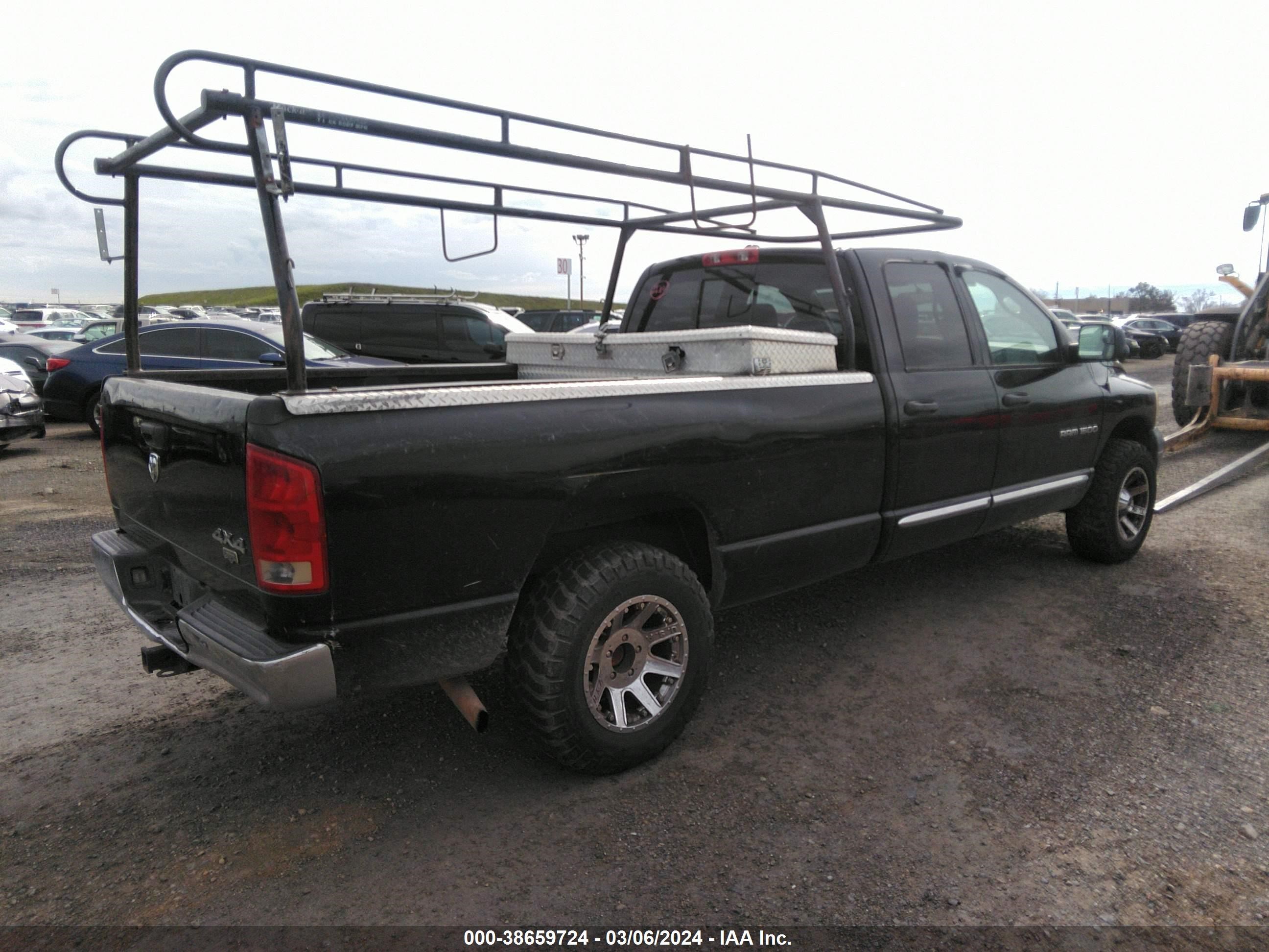 Photo 3 VIN: 1D7HU18N26J132442 - DODGE RAM 