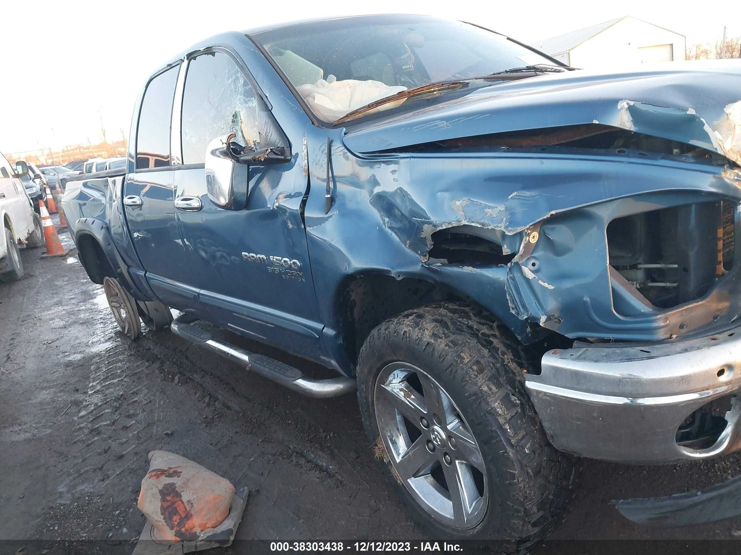 Photo 5 VIN: 1D7HU18N26S681908 - DODGE RAM 