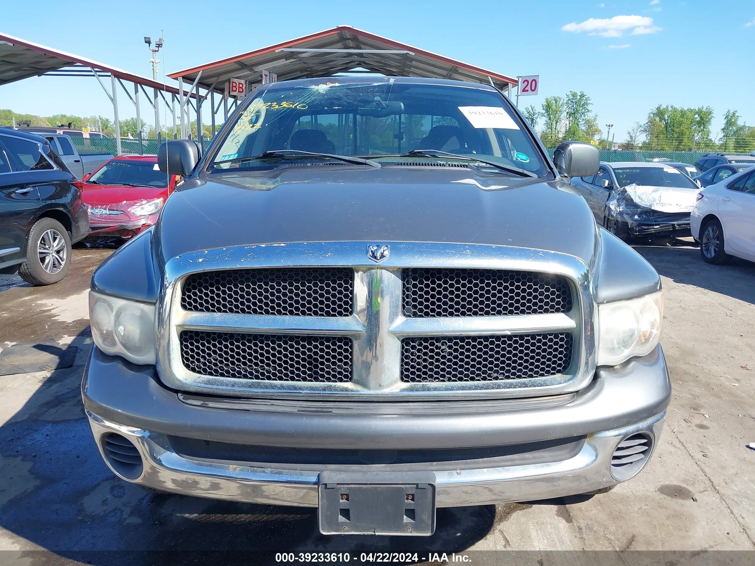 Photo 11 VIN: 1D7HU18N35S362791 - DODGE RAM 