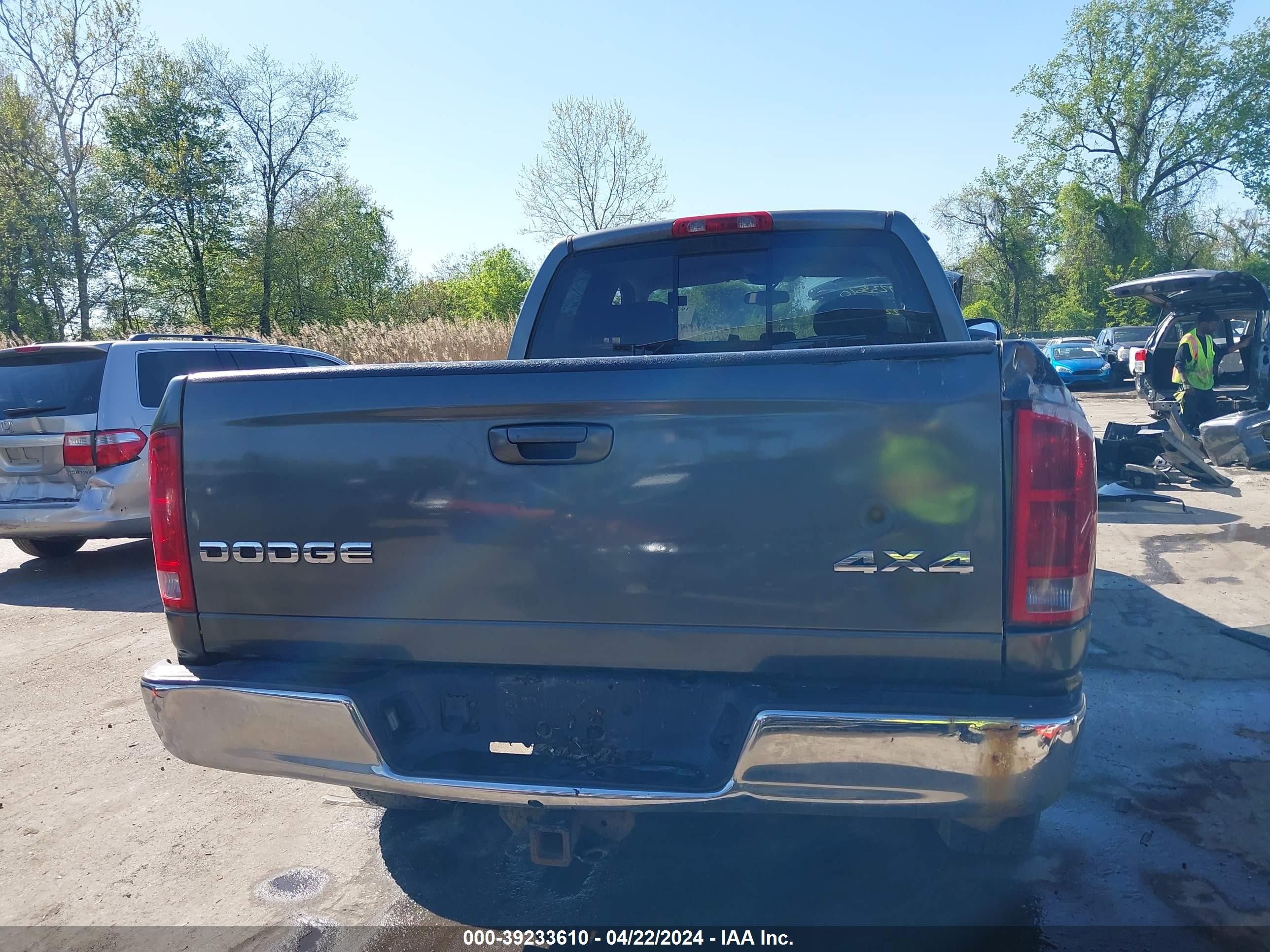 Photo 15 VIN: 1D7HU18N35S362791 - DODGE RAM 