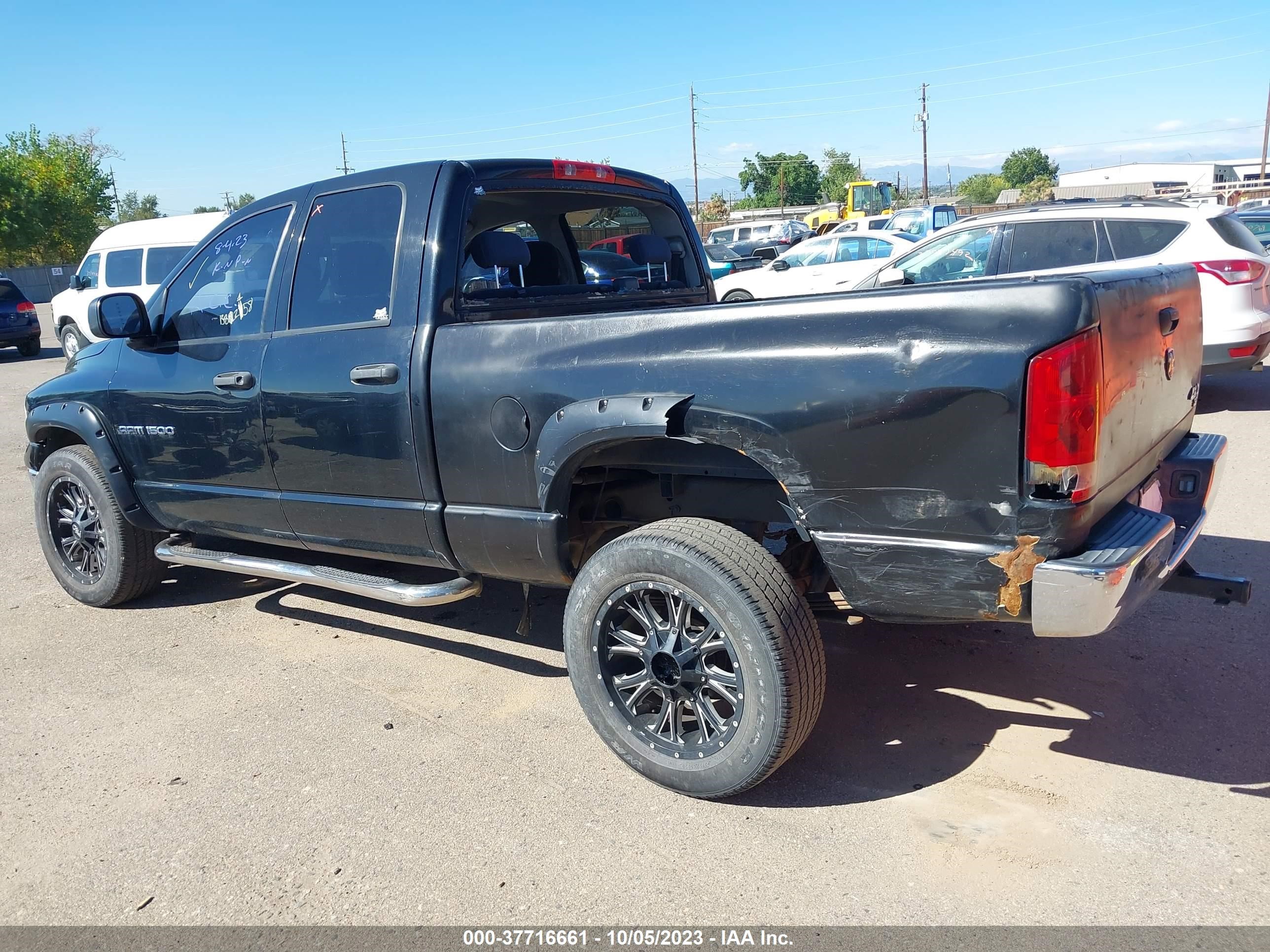 Photo 2 VIN: 1D7HU18N45J601139 - DODGE RAM 