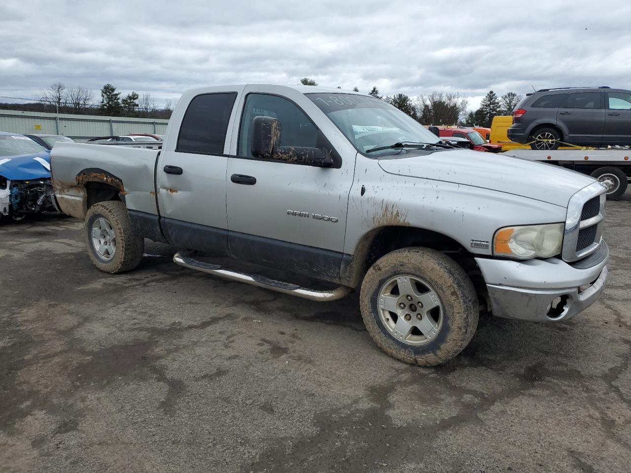 Photo 3 VIN: 1D7HU18N45S359513 - DODGE RAM 