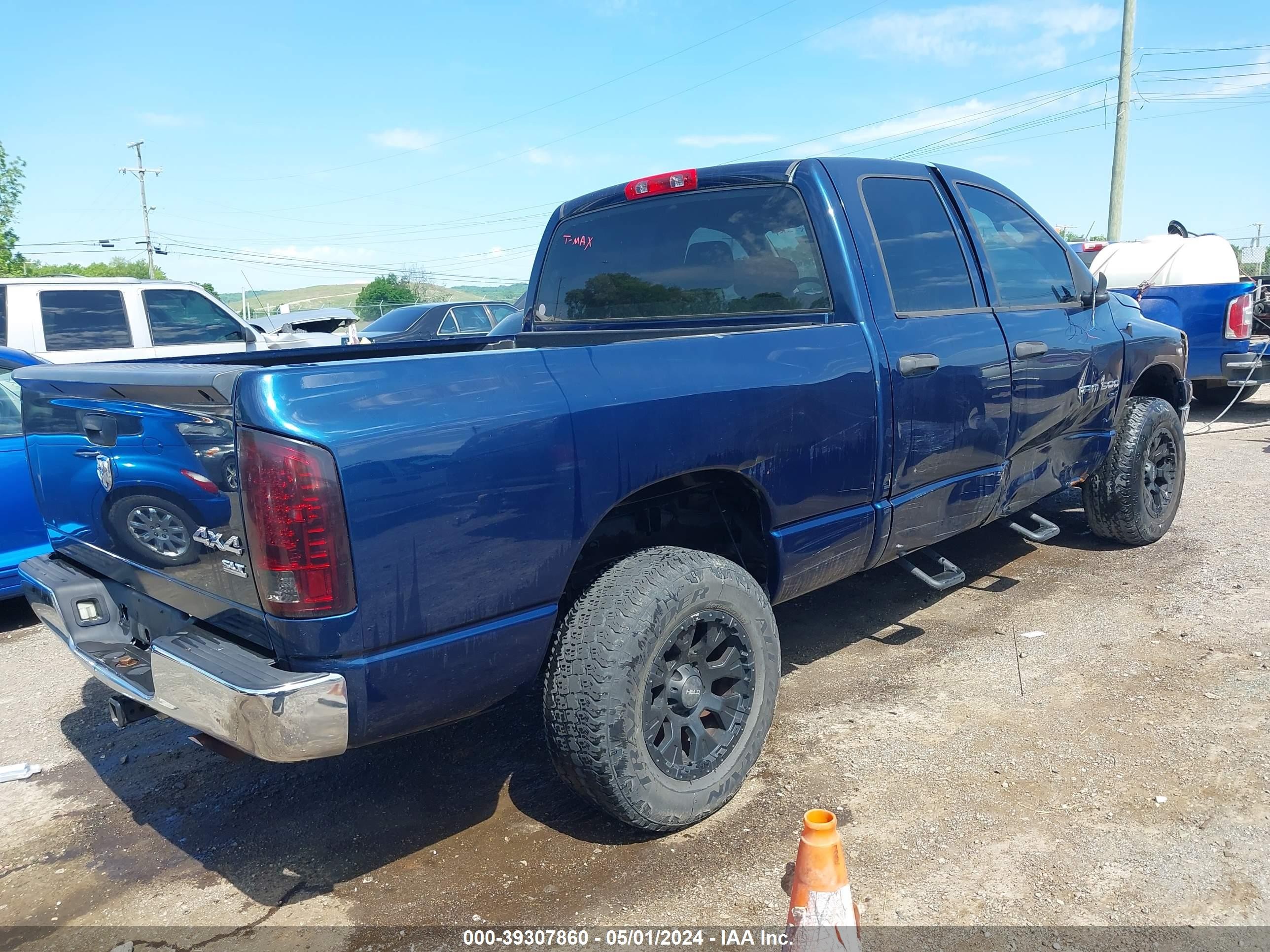 Photo 3 VIN: 1D7HU18N46J102049 - DODGE RAM 