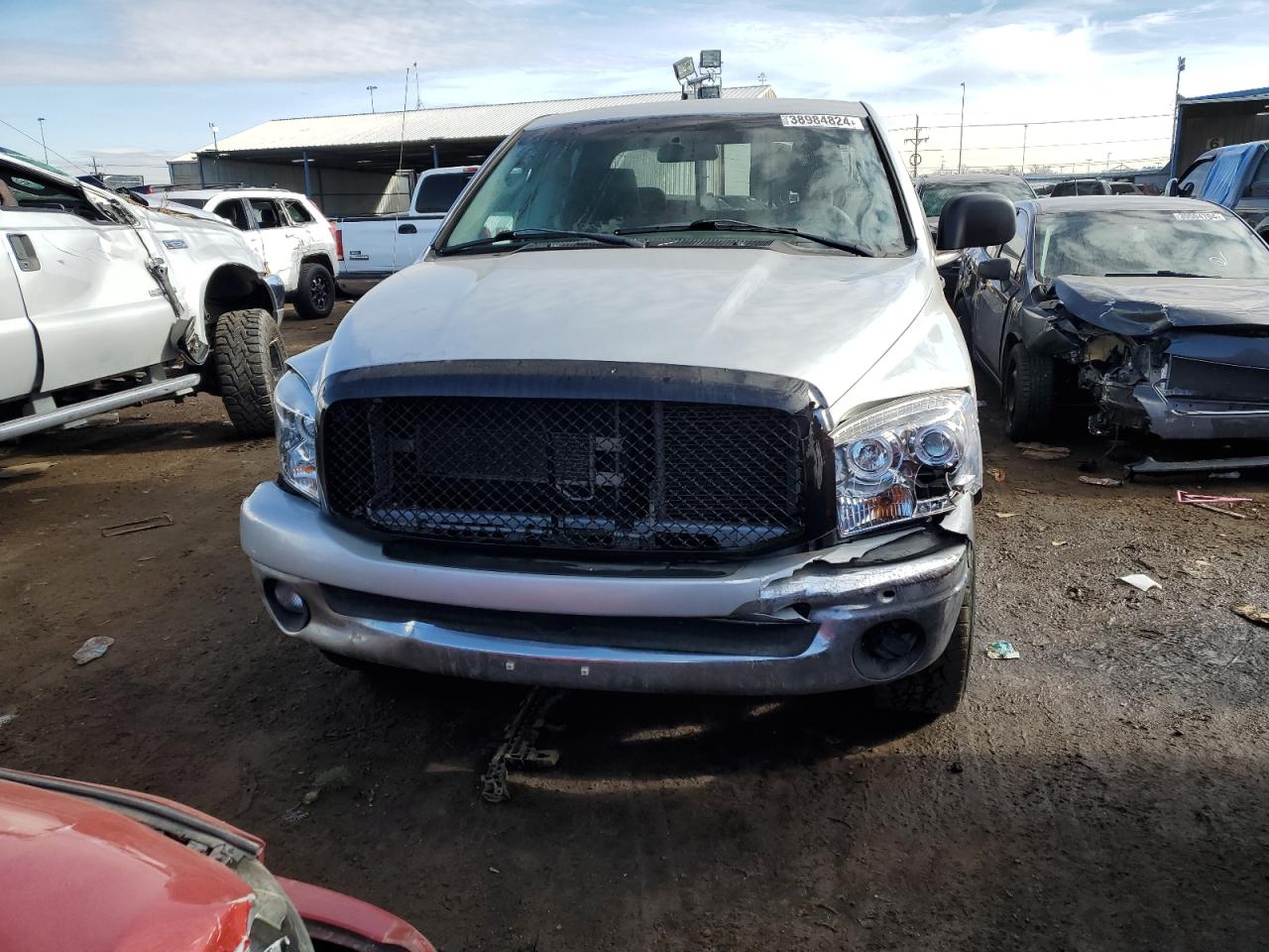 Photo 4 VIN: 1D7HU18N48J226888 - DODGE RAM 