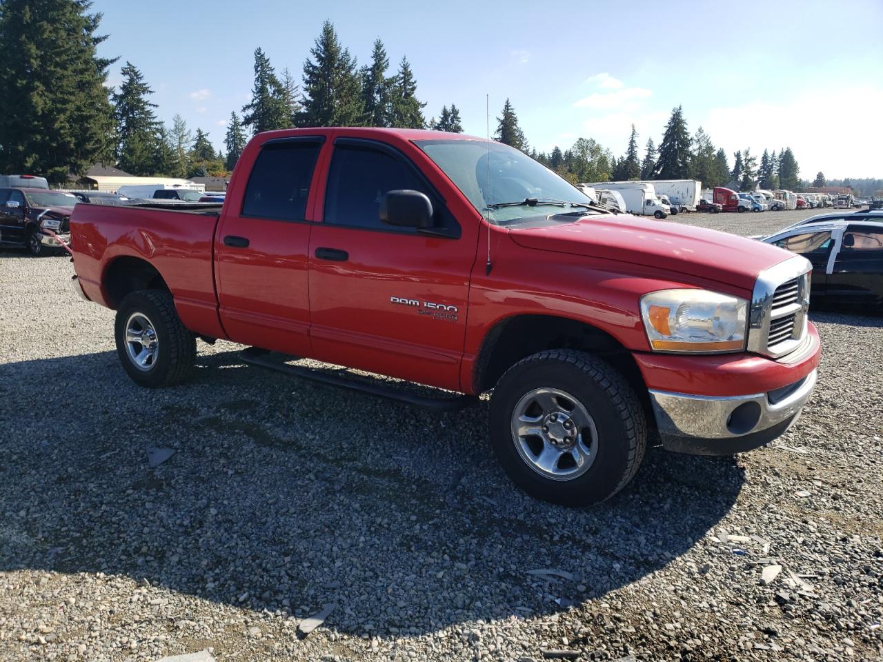 Photo 3 VIN: 1D7HU18N56S682065 - DODGE RAM 