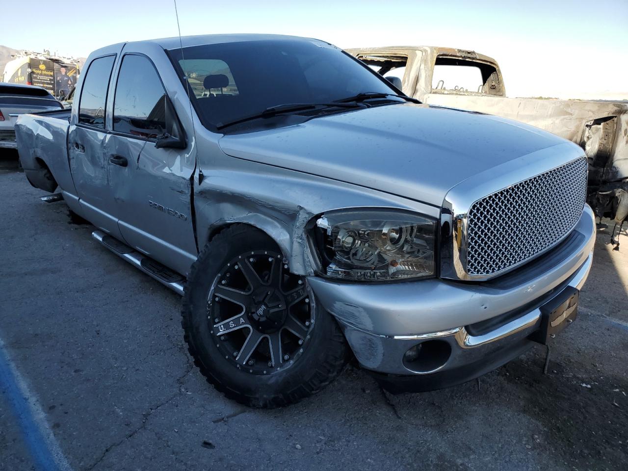 Photo 3 VIN: 1D7HU18N57J549149 - DODGE RAM 