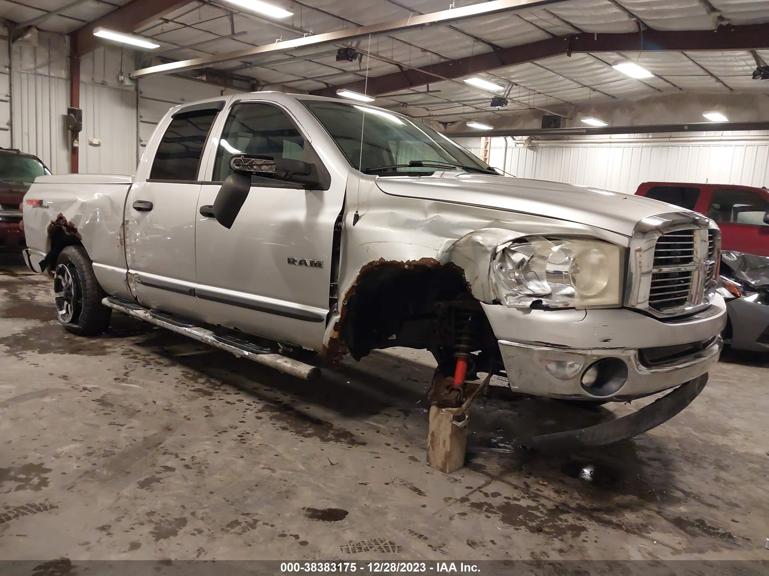 Photo 0 VIN: 1D7HU18N58S590151 - DODGE RAM 