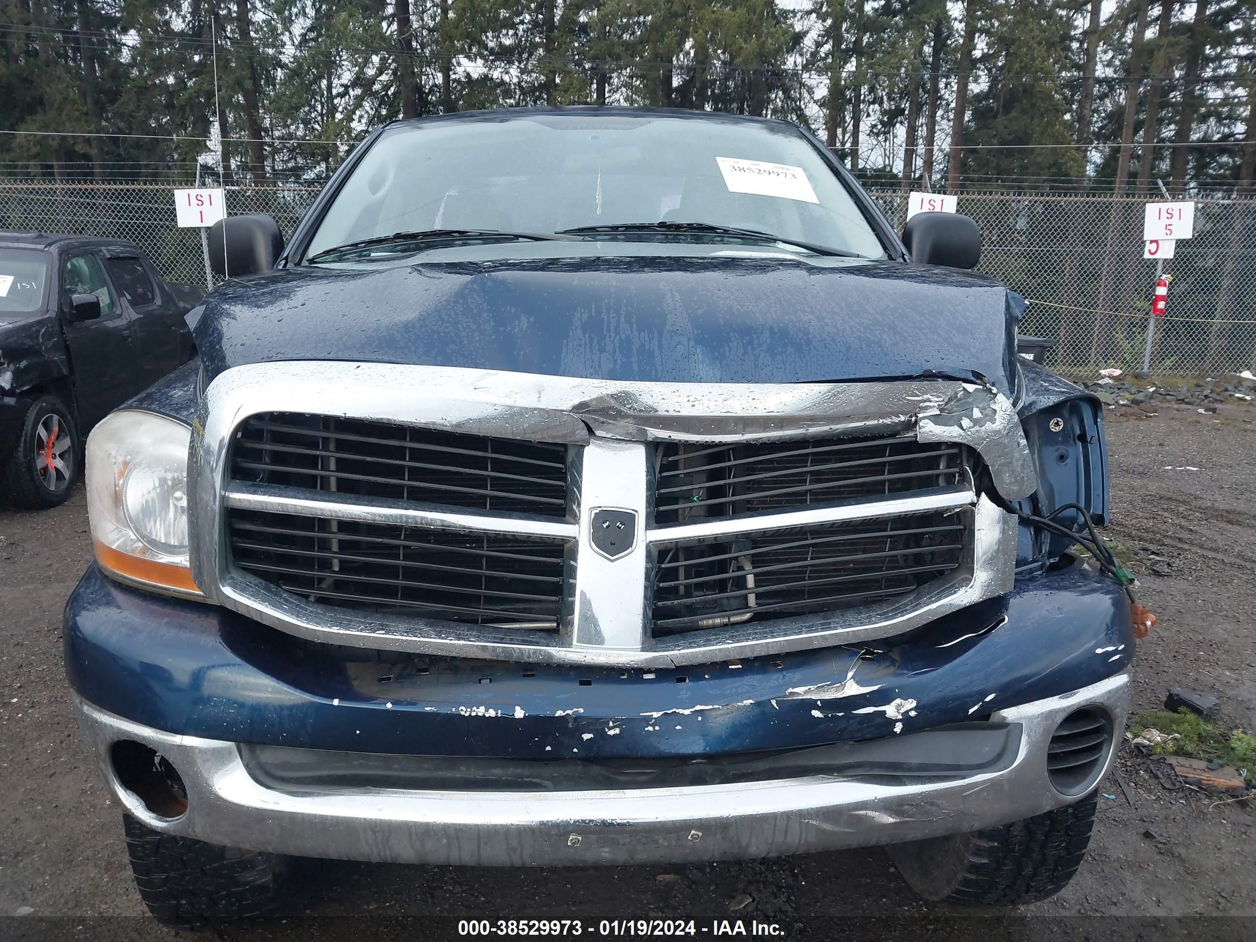 Photo 5 VIN: 1D7HU18N76S588110 - DODGE RAM 