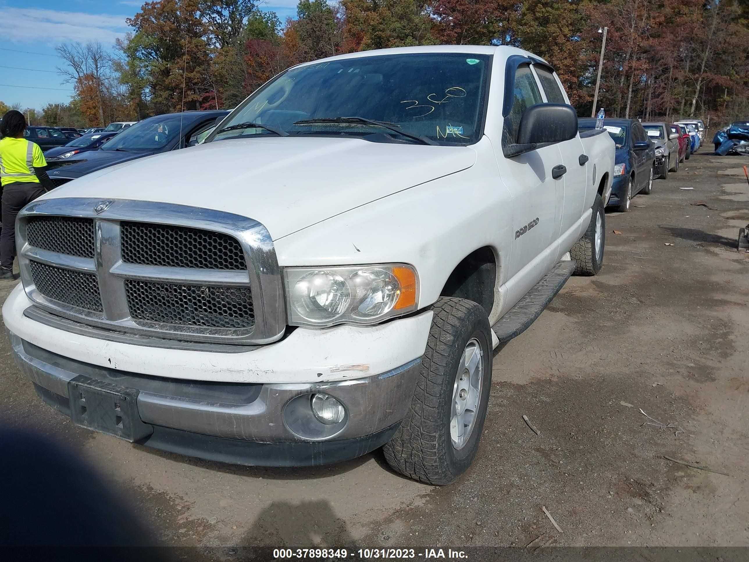 Photo 5 VIN: 1D7HU18N84S773974 - DODGE RAM 