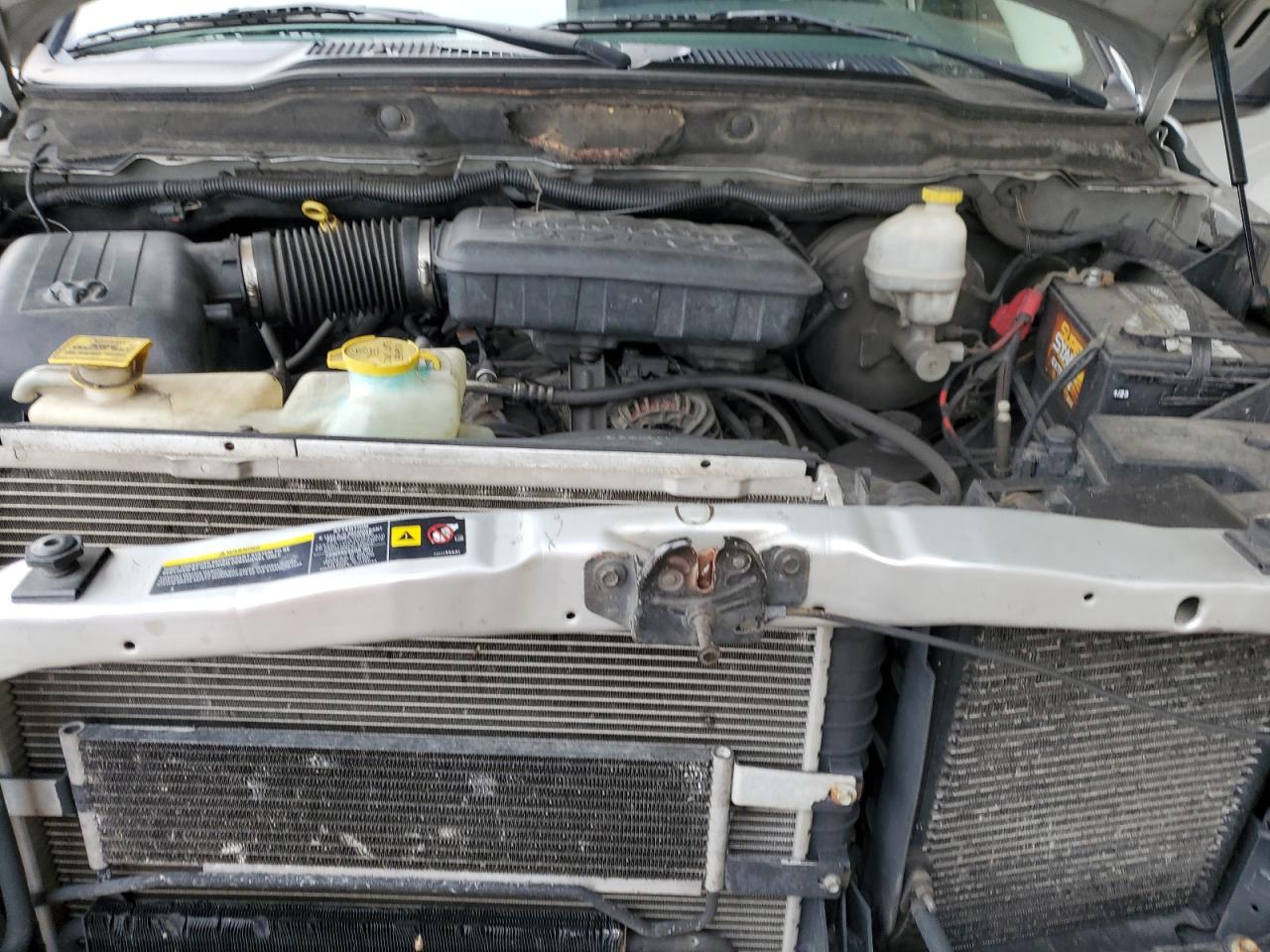 Photo 10 VIN: 1D7HU18N85S302716 - DODGE RAM 