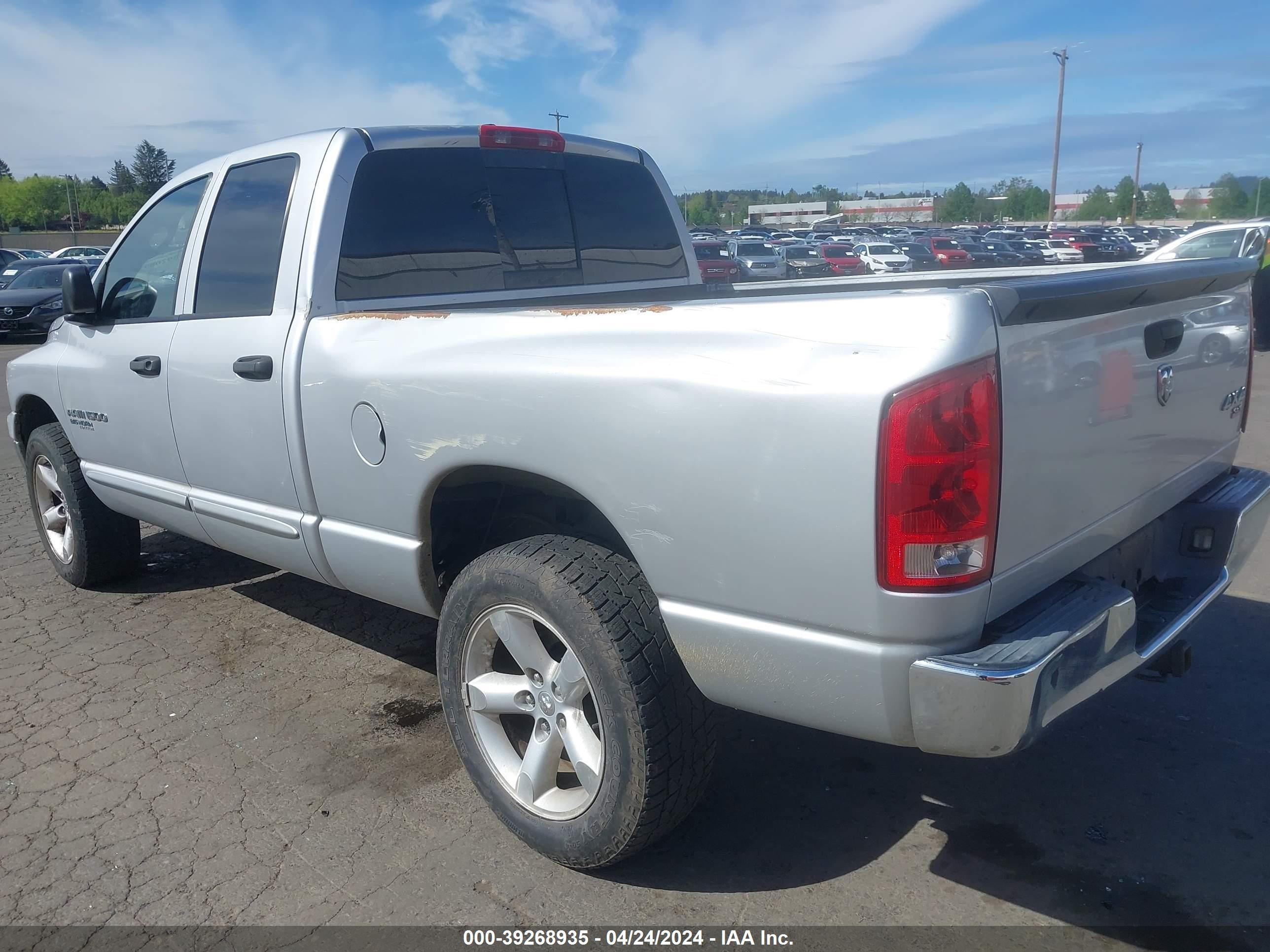 Photo 2 VIN: 1D7HU18N96S618689 - DODGE RAM 