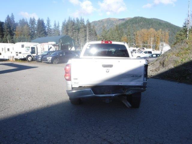 Photo 5 VIN: 1D7HU18N98S591691 - DODGE RAM 1500 S 