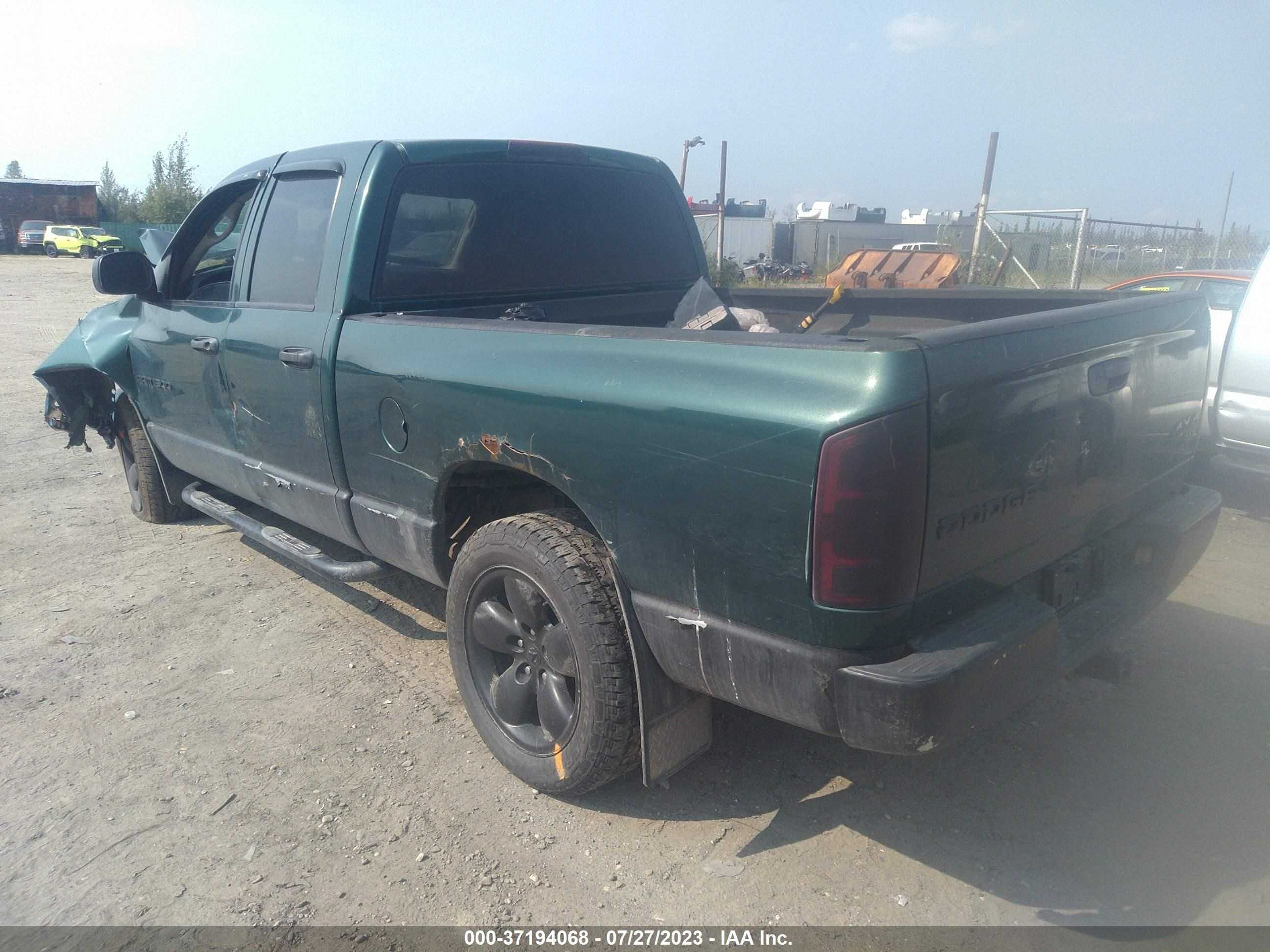 Photo 2 VIN: 1D7HU18NX3S298892 - DODGE RAM 