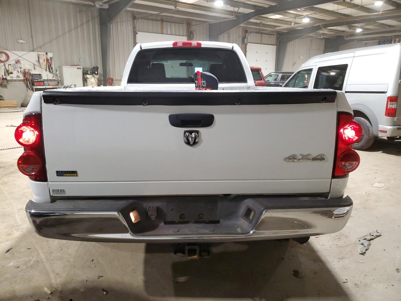 Photo 5 VIN: 1D7HU18NX8J179771 - DODGE RAM 