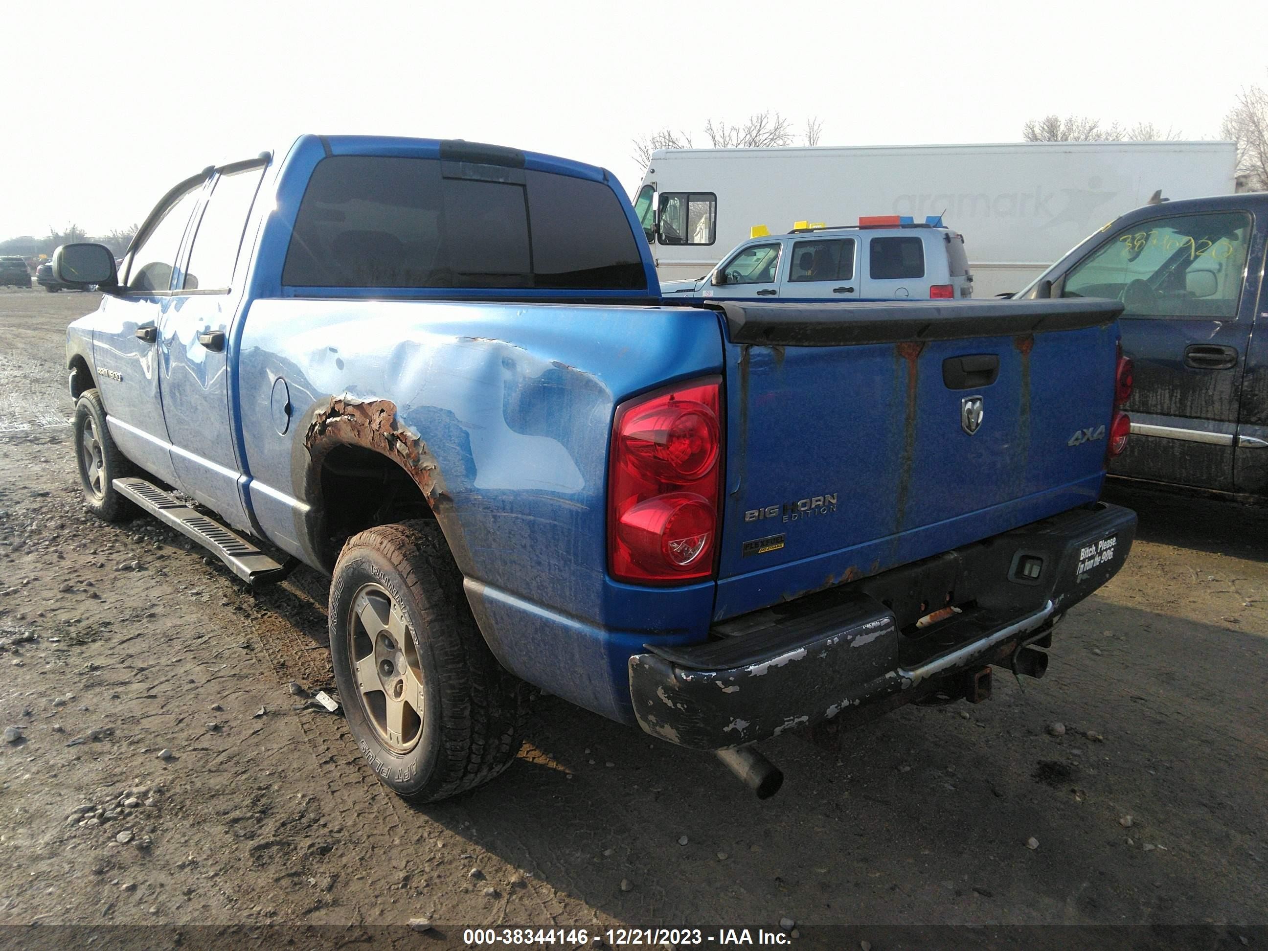 Photo 2 VIN: 1D7HU18P17S241827 - DODGE RAM 