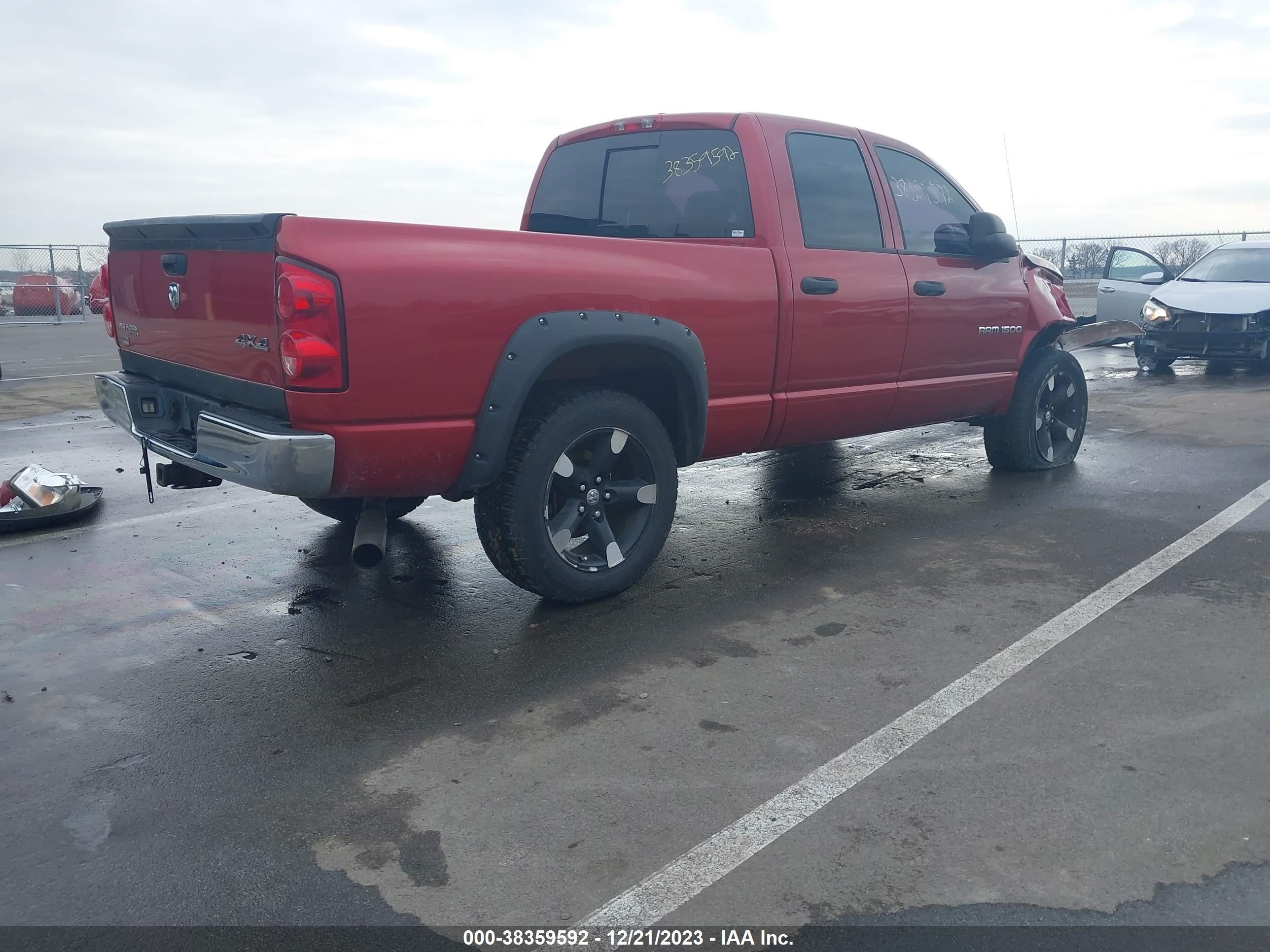 Photo 3 VIN: 1D7HU18P37S269516 - DODGE RAM 