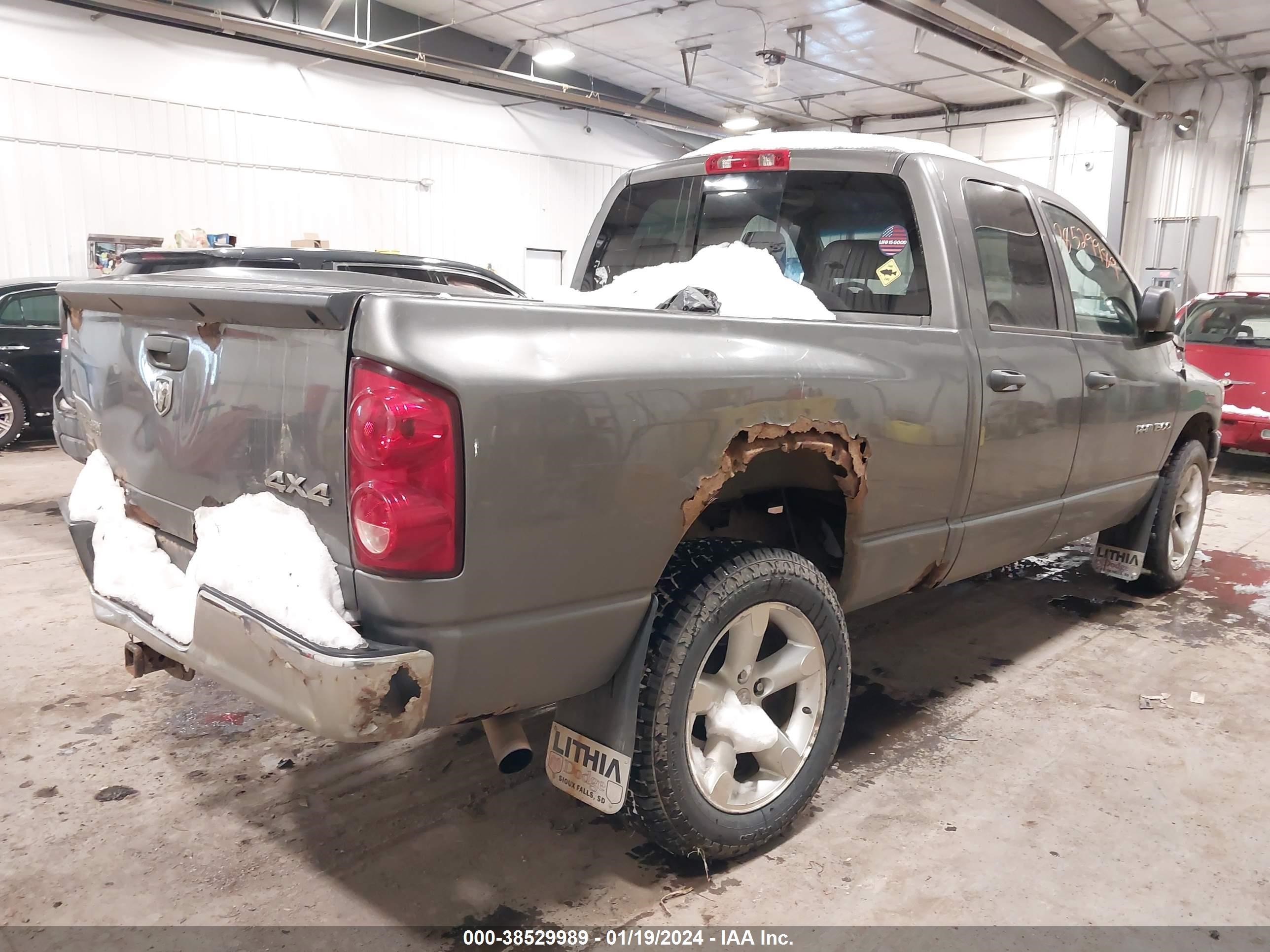 Photo 3 VIN: 1D7HU18P77S264335 - DODGE RAM 