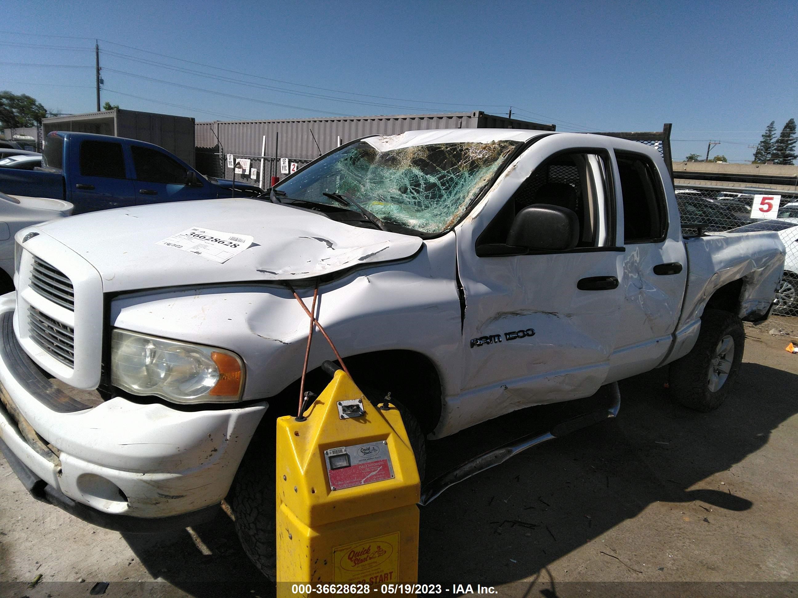 Photo 5 VIN: 1D7HU18Z12J186490 - DODGE RAM 