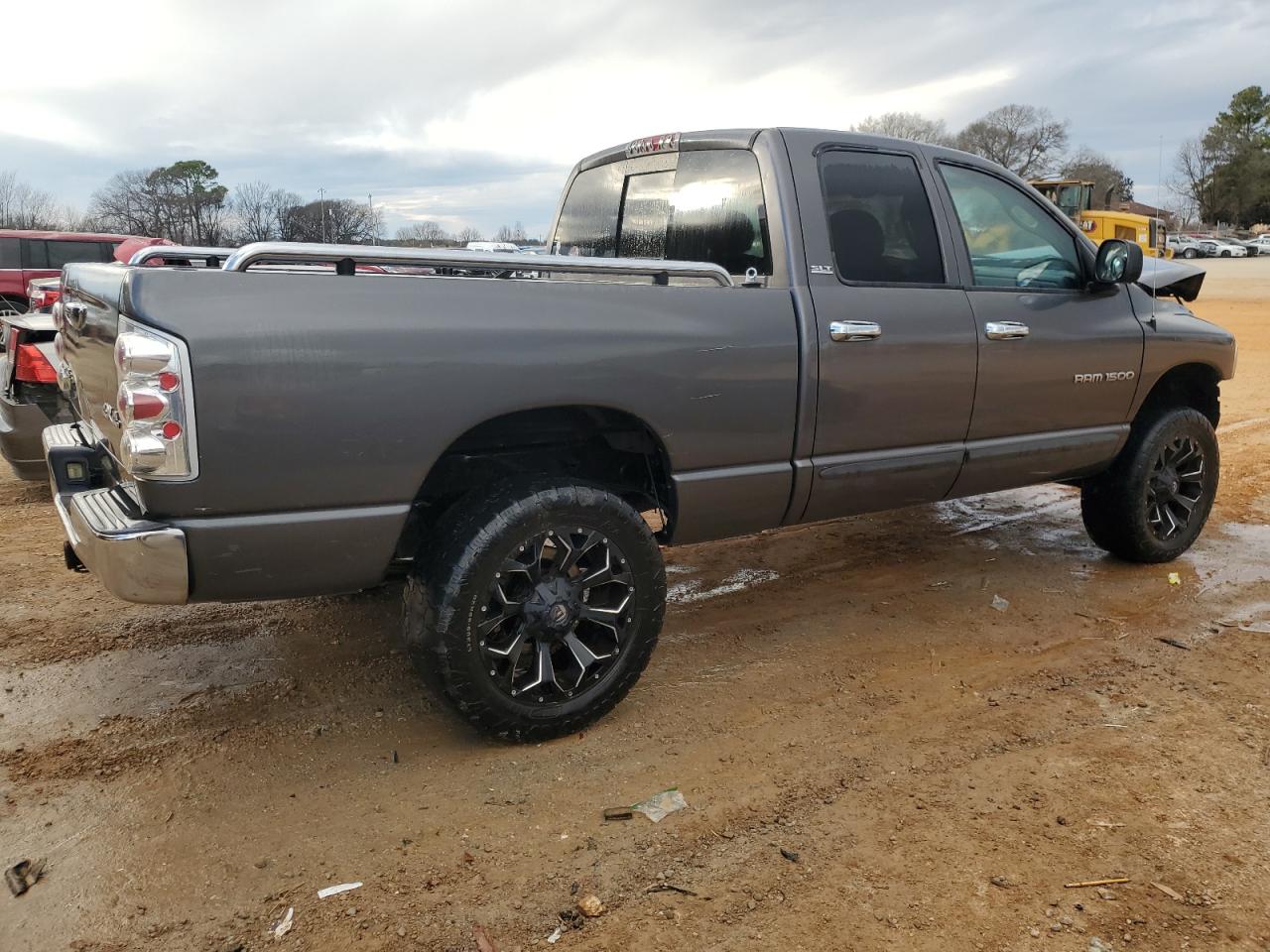 Photo 2 VIN: 1D7HU18Z22J223093 - DODGE RAM 