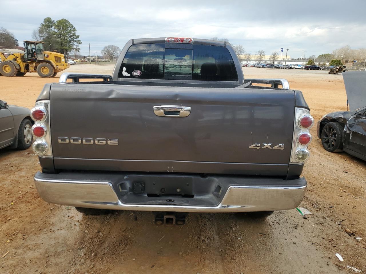 Photo 5 VIN: 1D7HU18Z22J223093 - DODGE RAM 