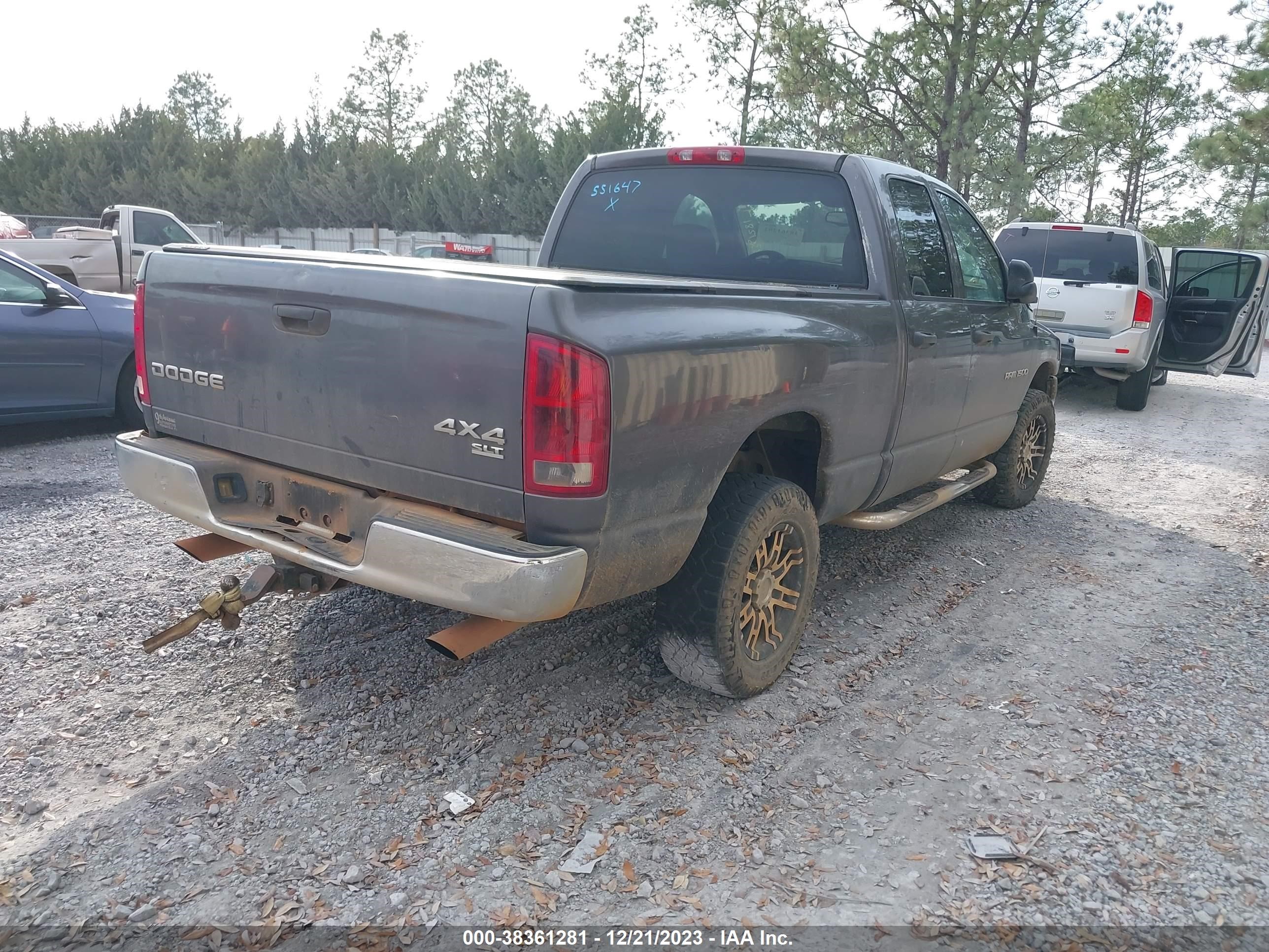 Photo 3 VIN: 1D7HU18Z23J551647 - DODGE RAM 