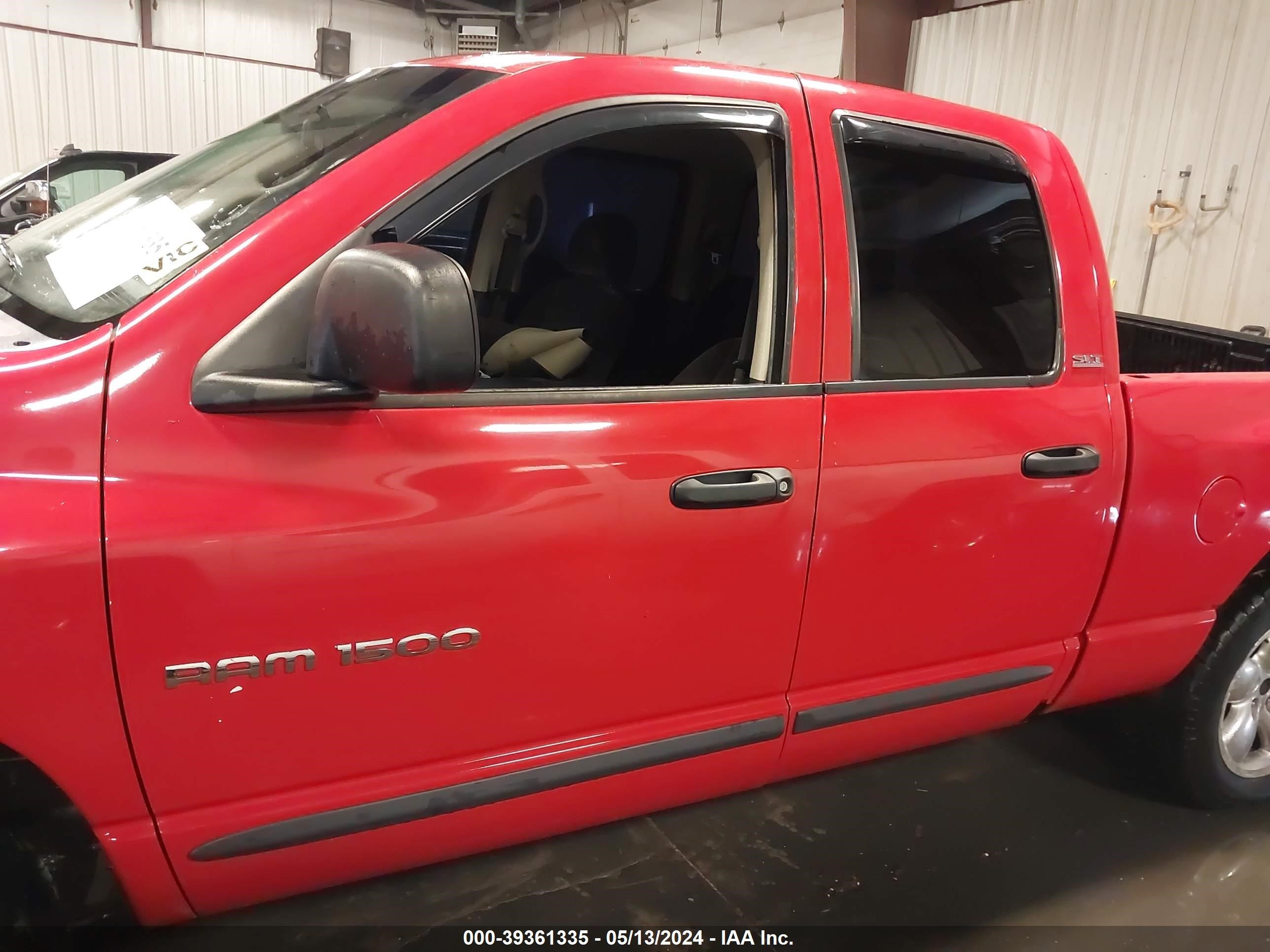 Photo 13 VIN: 1D7HU18Z32S687942 - DODGE RAM 