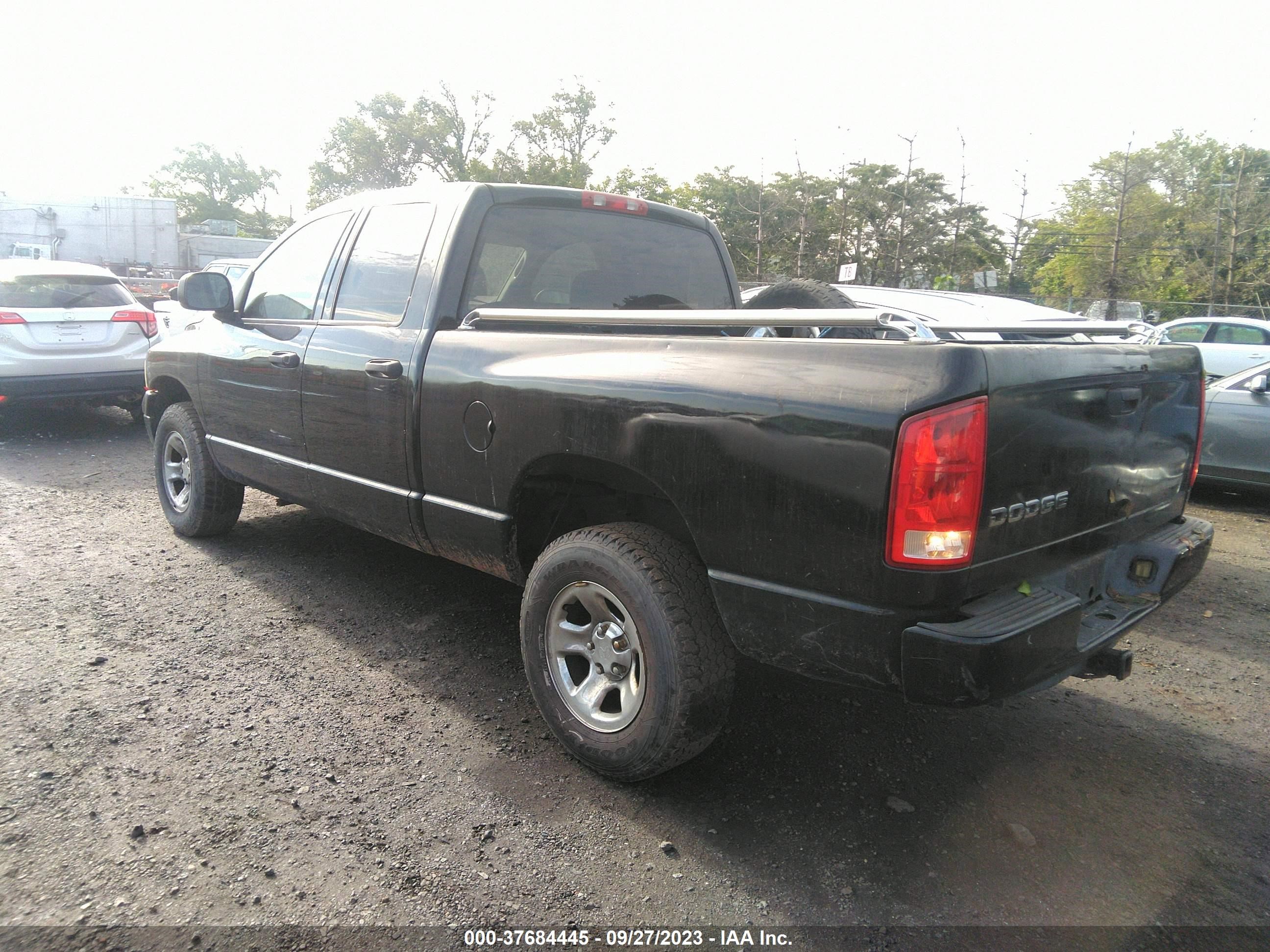 Photo 2 VIN: 1D7HU18Z33J509827 - DODGE RAM 