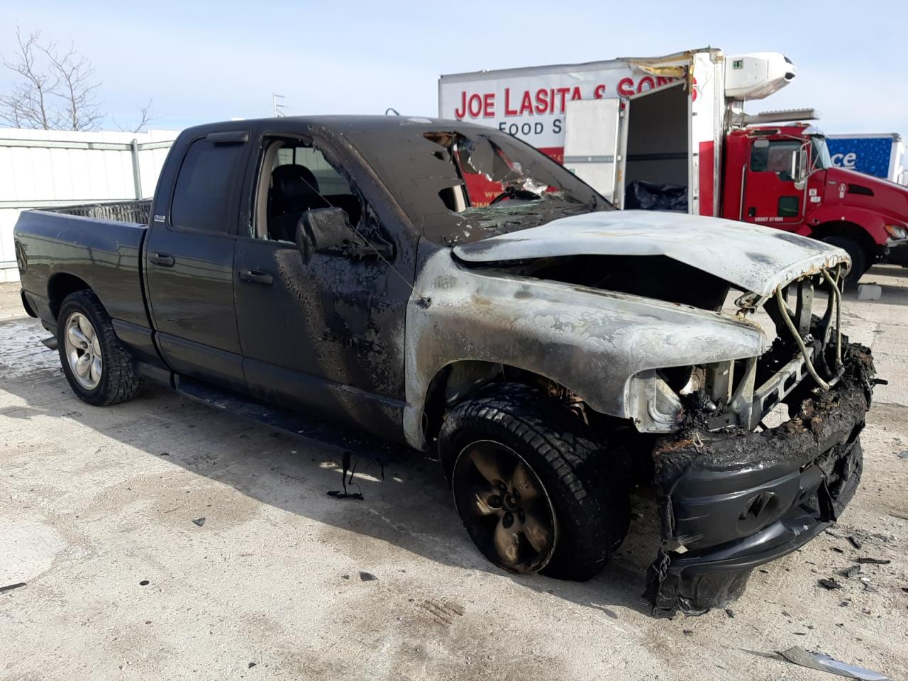 Photo 3 VIN: 1D7HU18Z52J207079 - DODGE RAM 