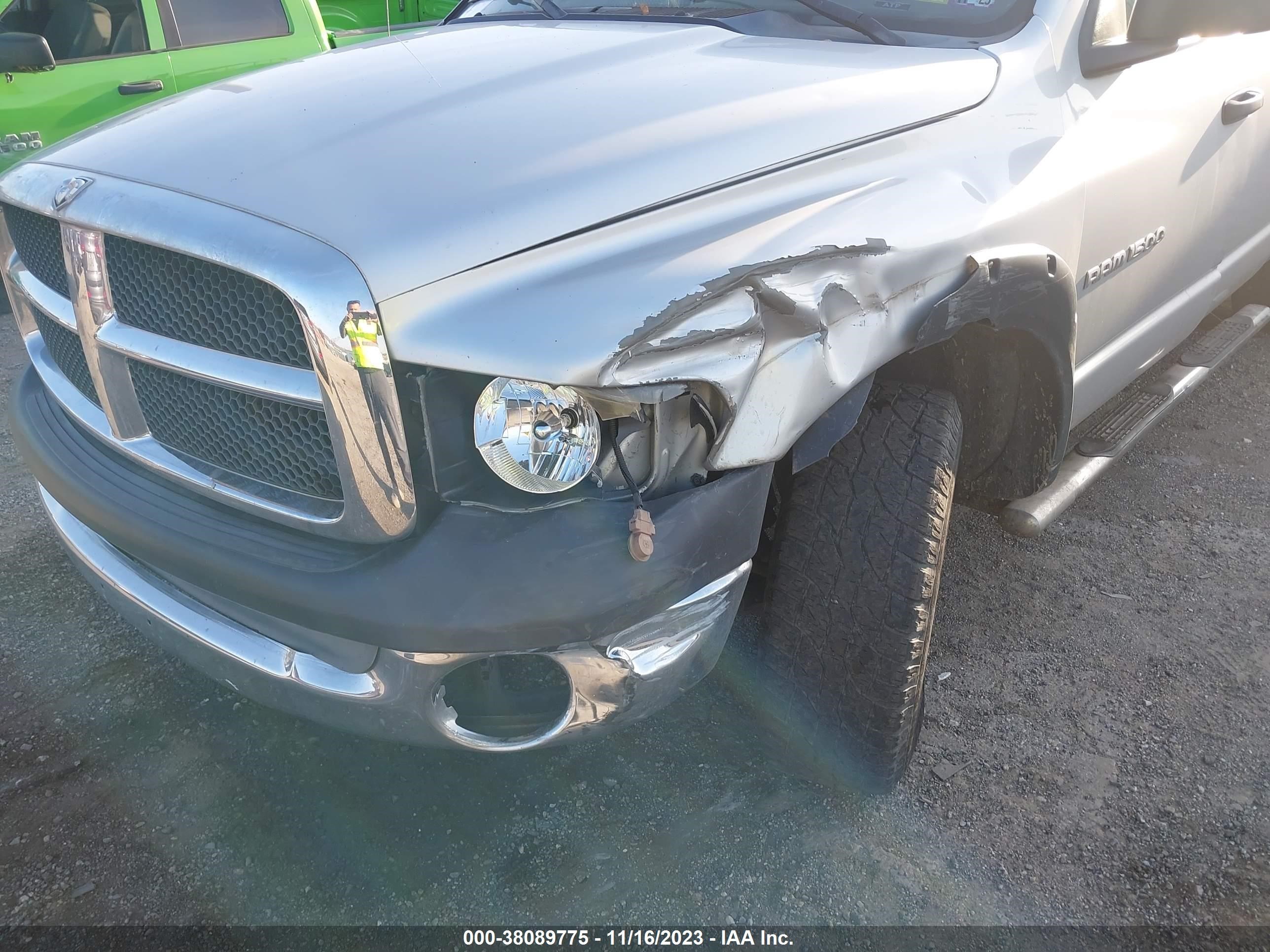 Photo 5 VIN: 1D7HU18Z62J186999 - DODGE RAM 