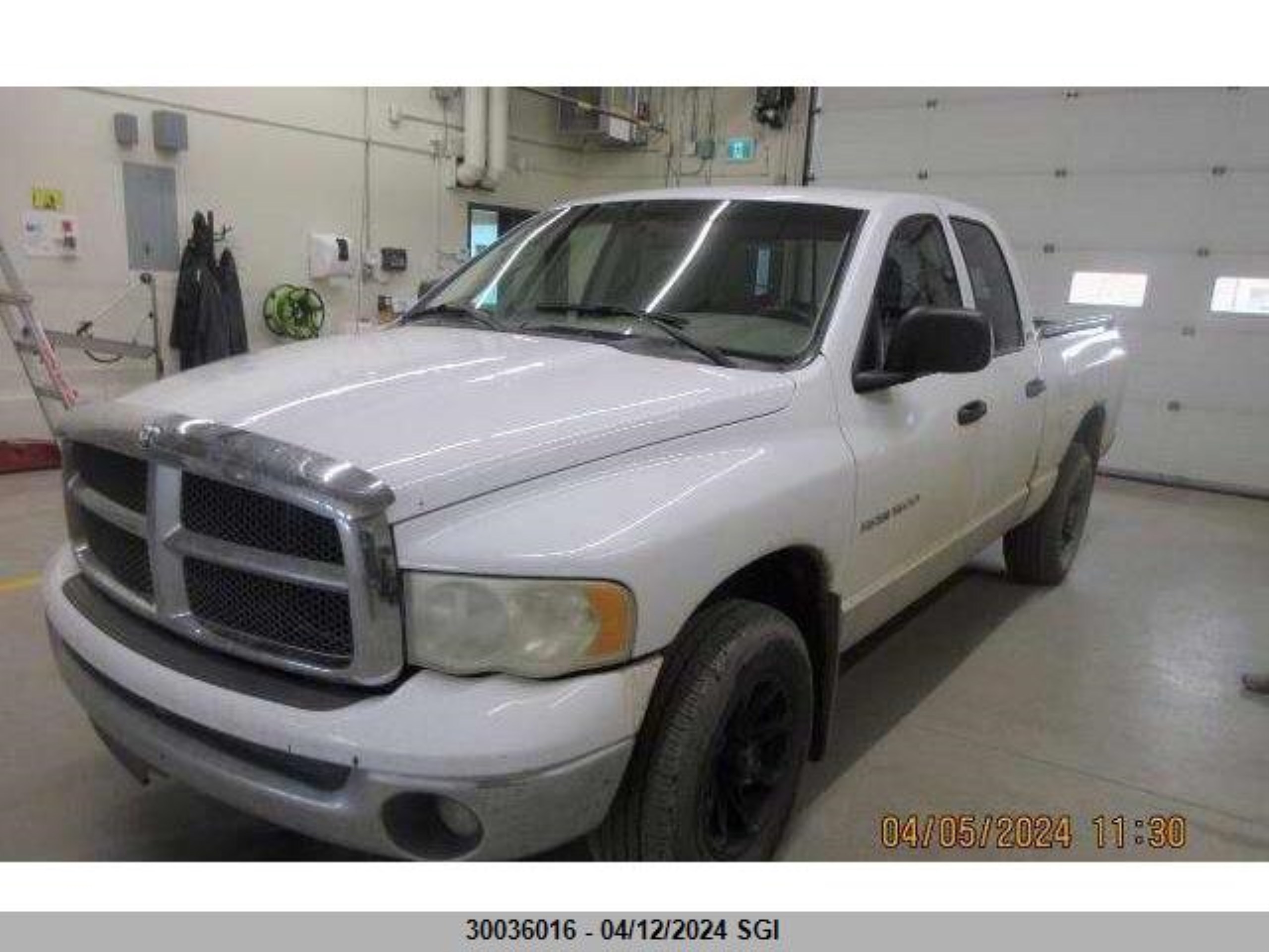 Photo 1 VIN: 1D7HU18Z72J164980 - DODGE RAM 