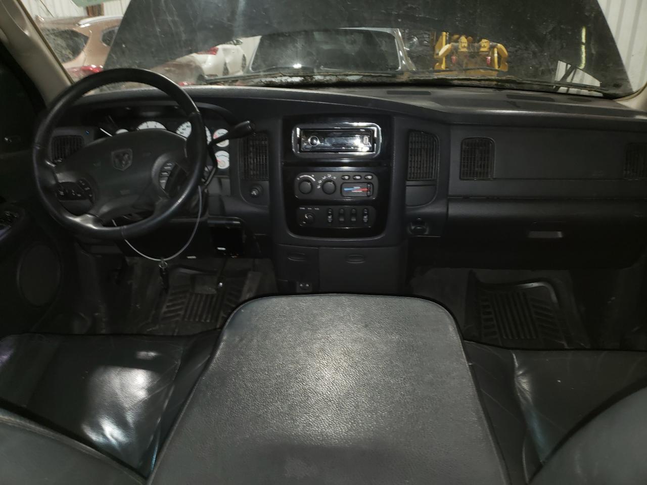 Photo 7 VIN: 1D7HU18Z82J124472 - DODGE RAM 